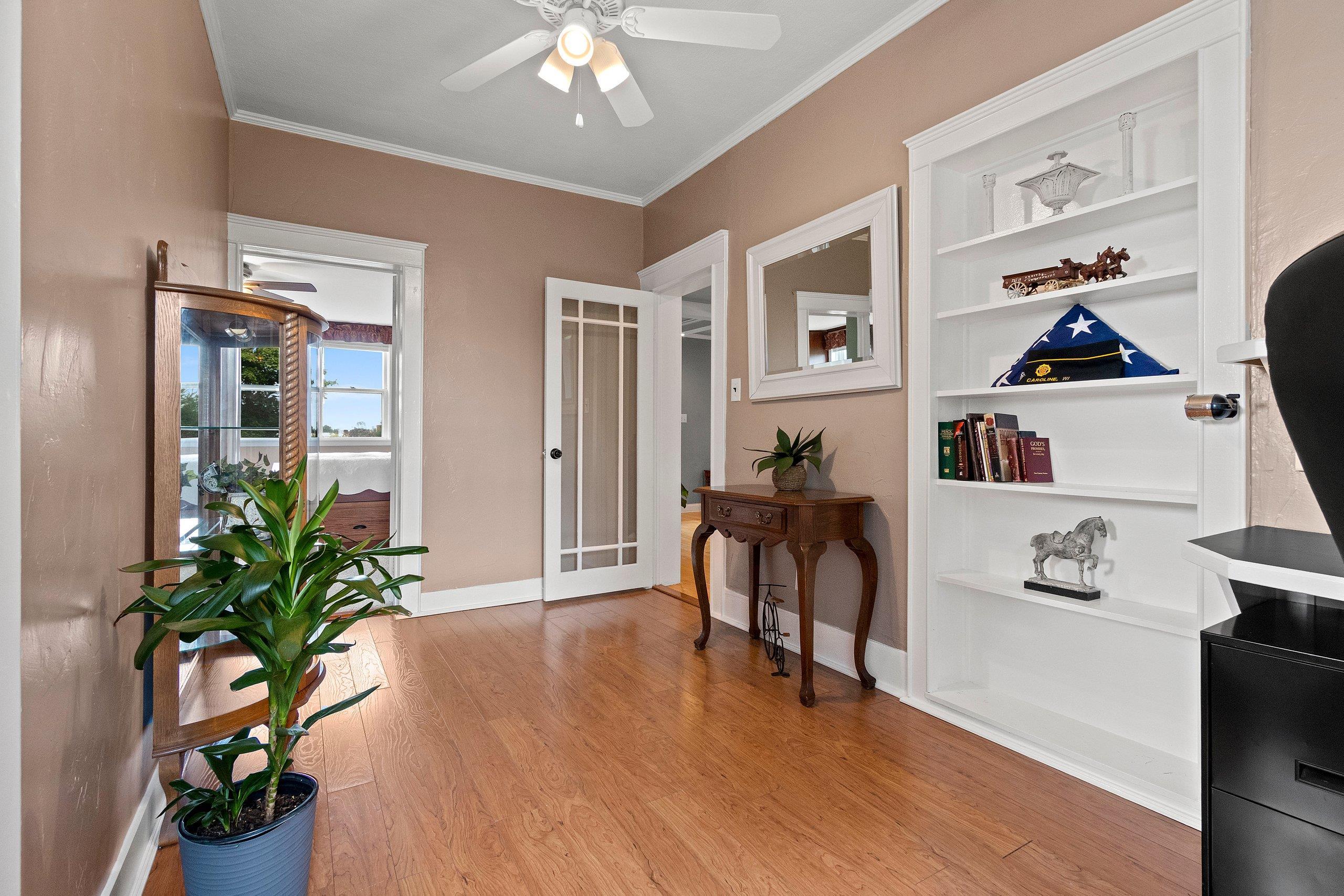 Shawano, Wisconsin 54166, United States, 3 Bedrooms Bedrooms, ,2 BathroomsBathrooms,Residential,Pending,51404