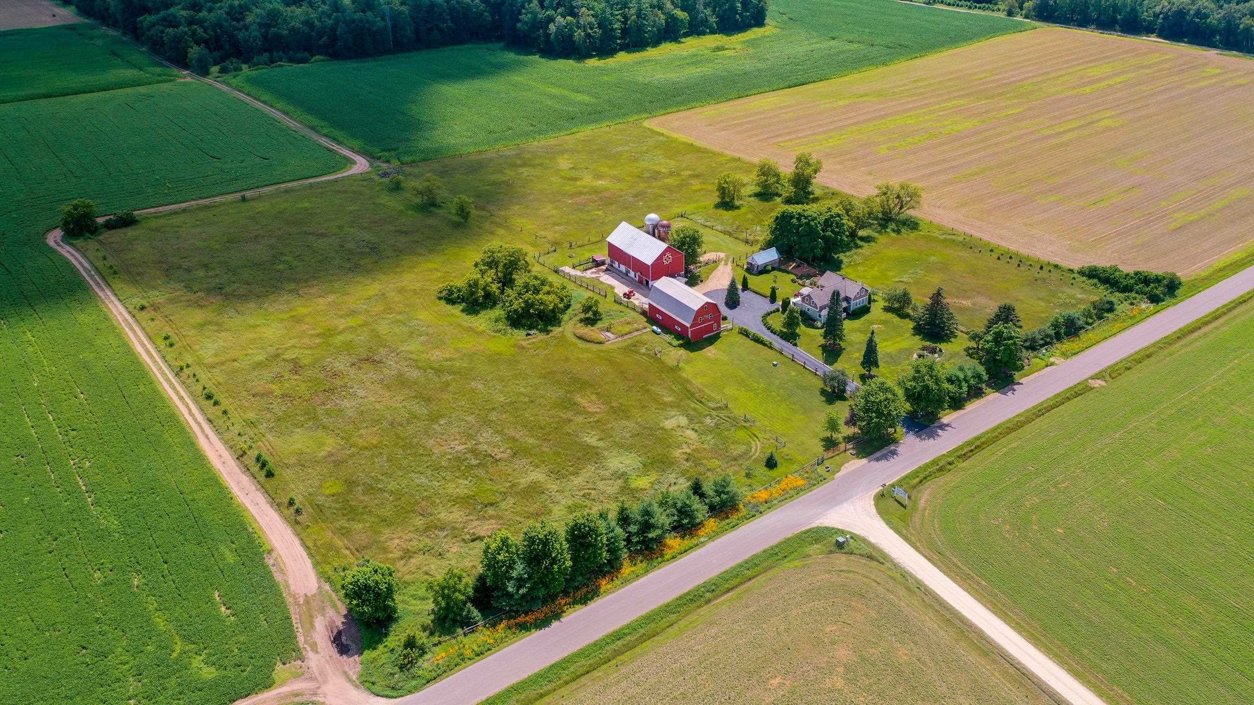 Shawano, Wisconsin 54166, United States, 3 Bedrooms Bedrooms, ,2 BathroomsBathrooms,Residential,Pending,51404