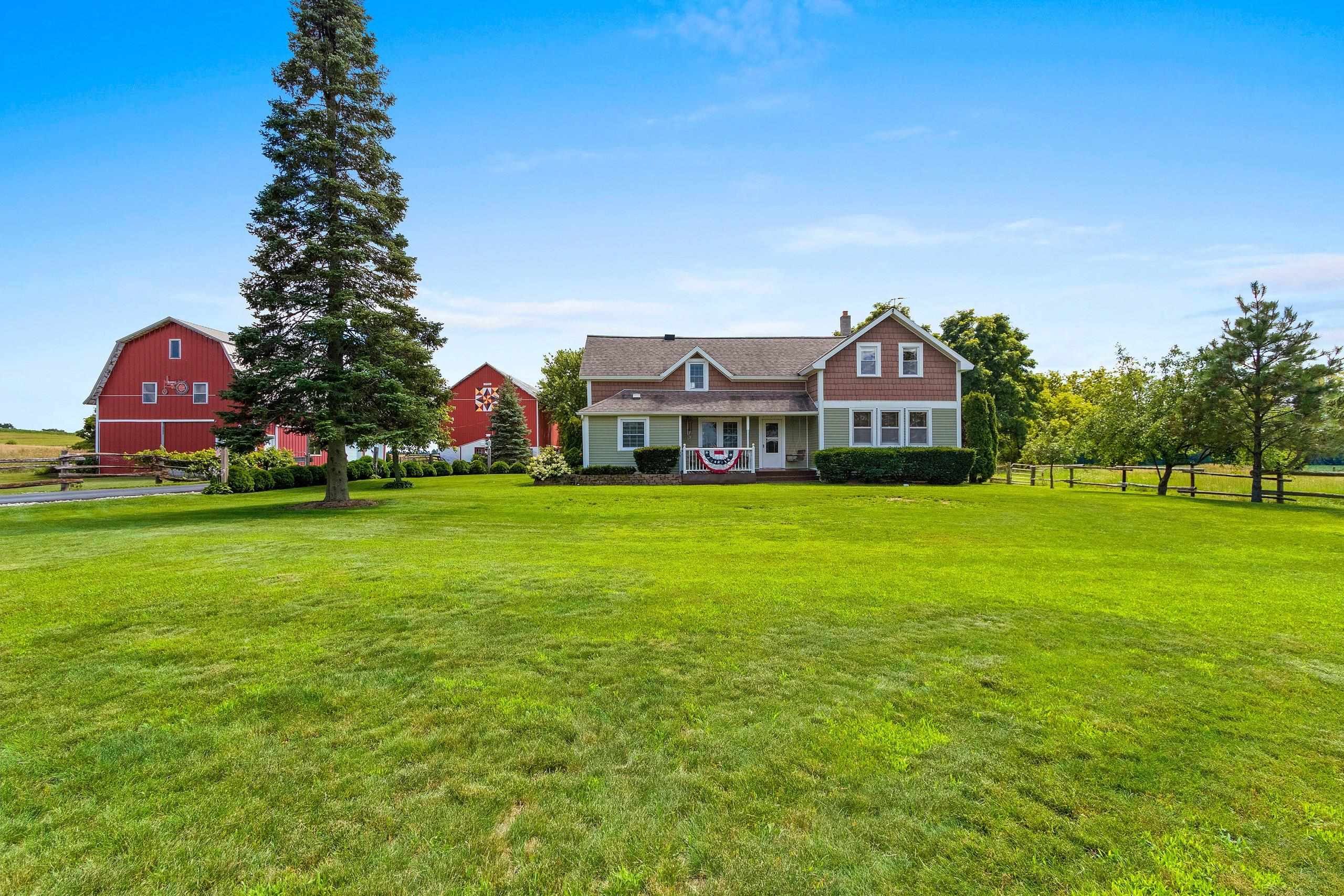 Shawano, Wisconsin 54166, United States, 3 Bedrooms Bedrooms, ,2 BathroomsBathrooms,Residential,Pending,51404