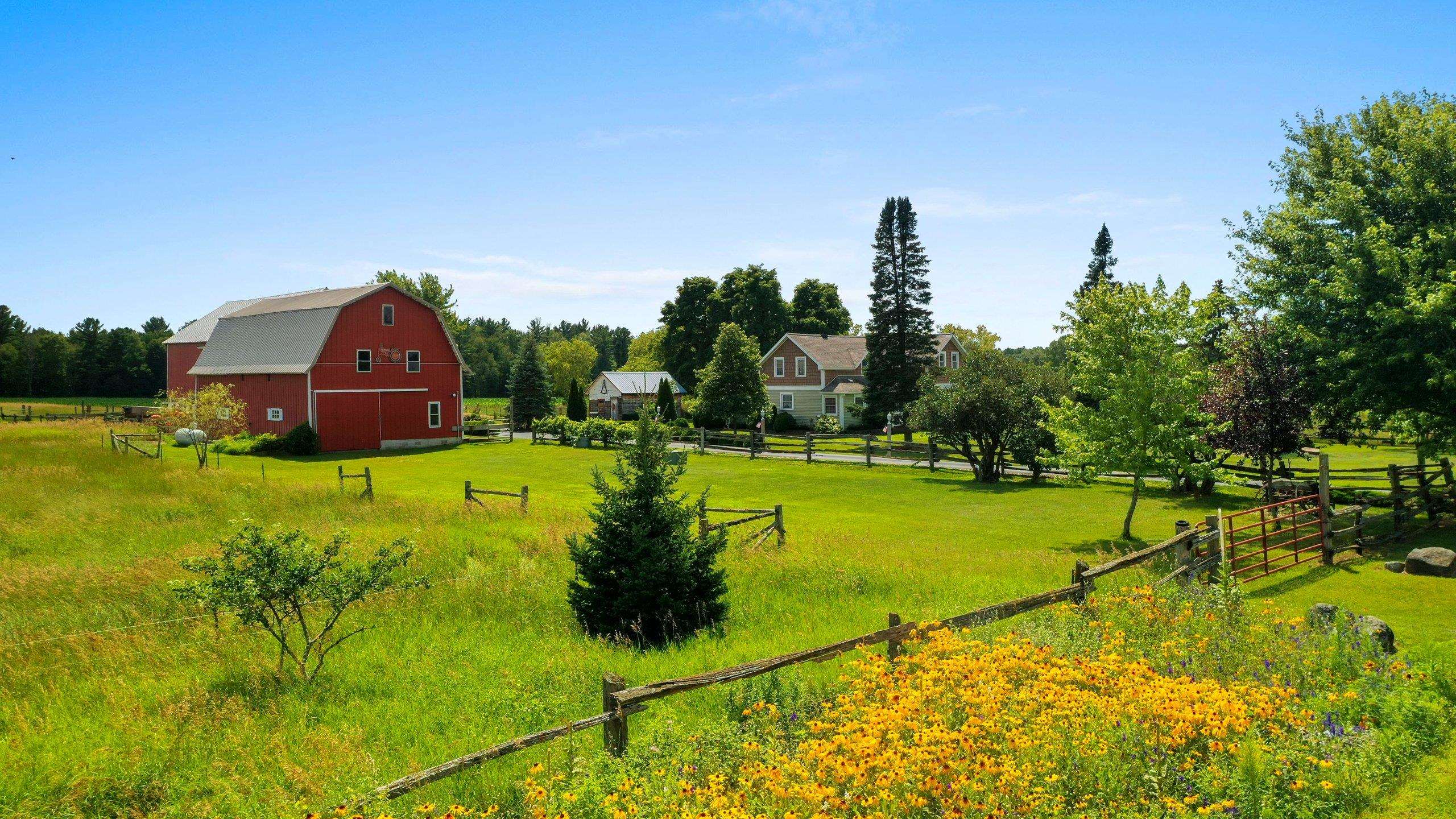 Shawano, Wisconsin 54166, United States, 3 Bedrooms Bedrooms, ,2 BathroomsBathrooms,Residential,Pending,51404