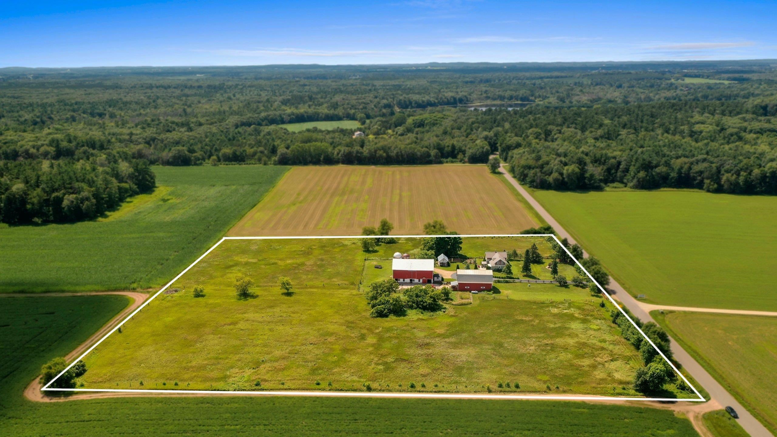 Shawano, Wisconsin 54166, United States, 3 Bedrooms Bedrooms, ,2 BathroomsBathrooms,Residential,Pending,51404