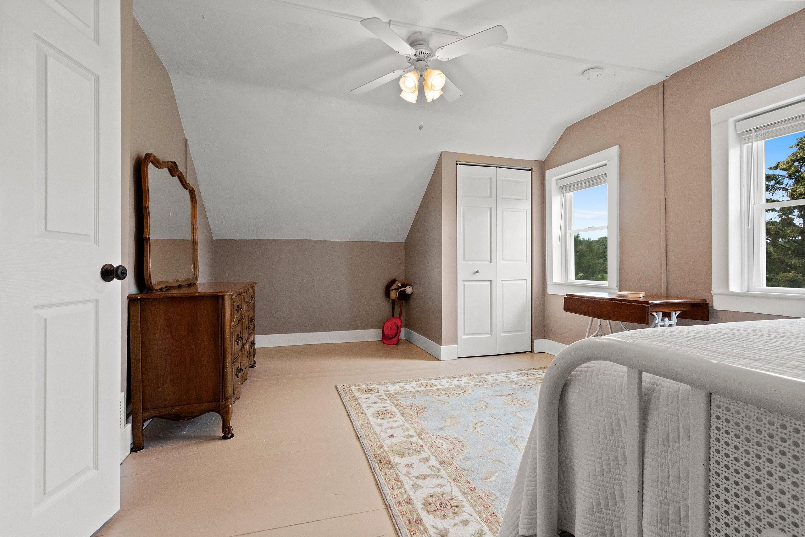 Shawano, Wisconsin 54166, United States, 3 Bedrooms Bedrooms, ,2 BathroomsBathrooms,Residential,Pending,51404