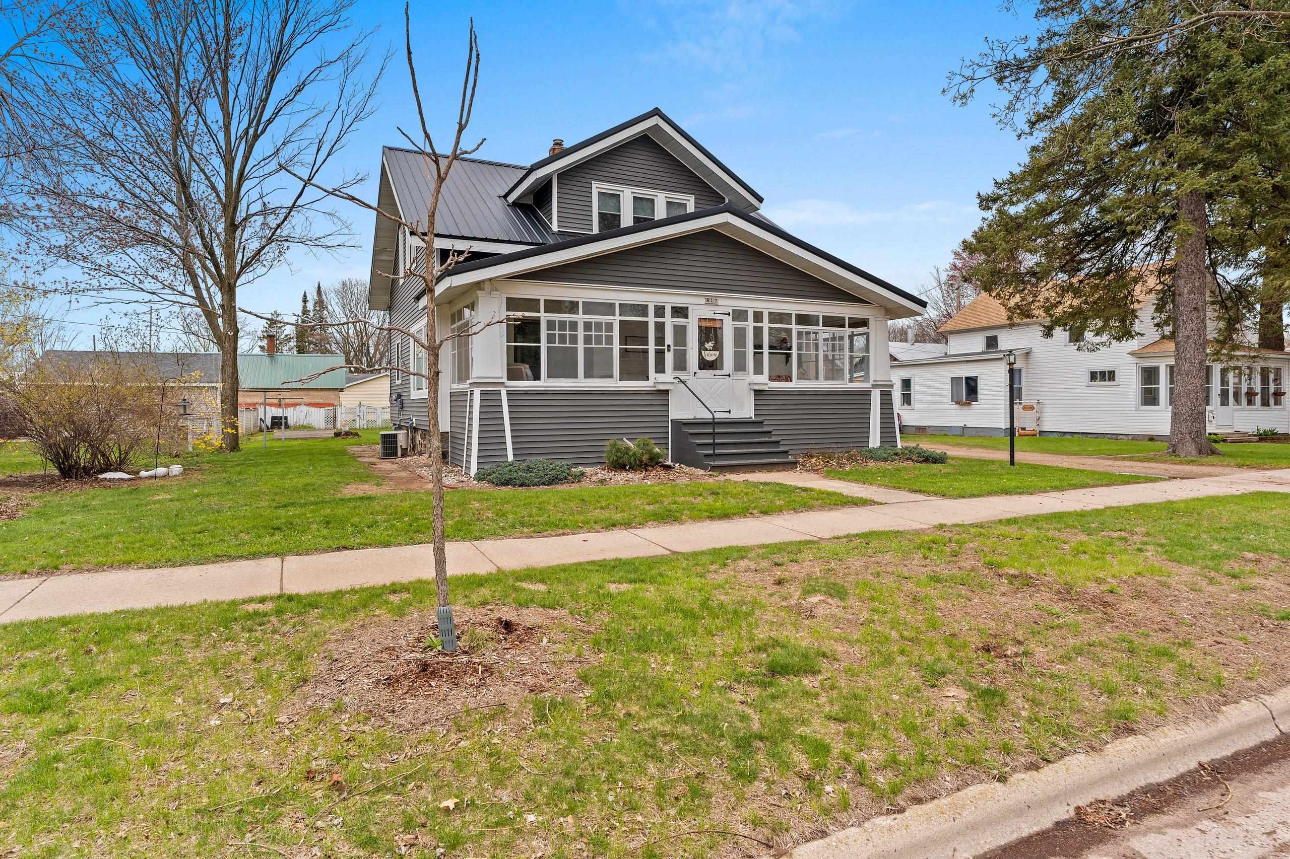 Shawano, Wisconsin 54166, United States, 3 Bedrooms Bedrooms, ,2 BathroomsBathrooms,Residential,Active,123379