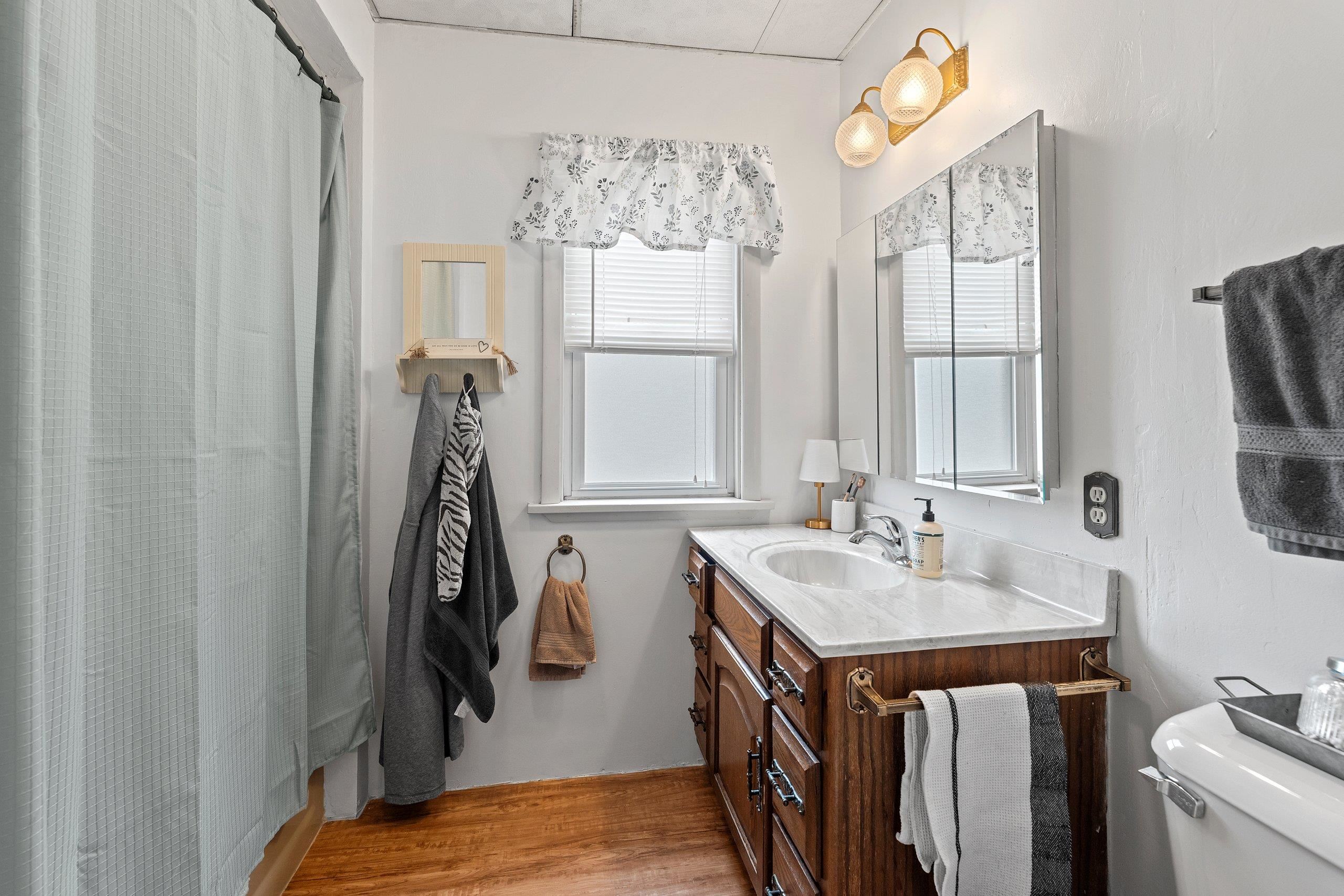 Shawano, Wisconsin 54166, United States, 3 Bedrooms Bedrooms, ,2 BathroomsBathrooms,Residential,Active,123379