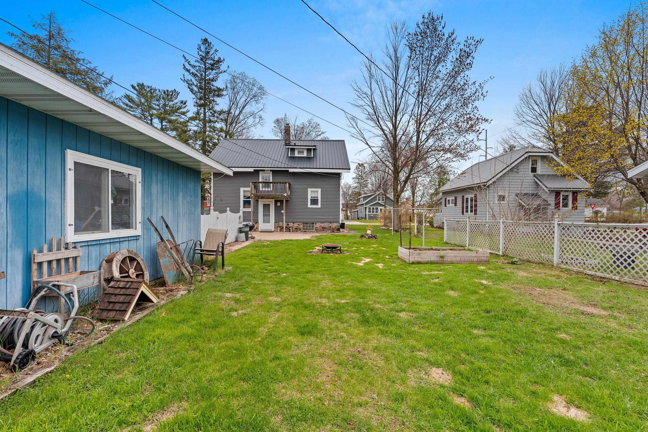 Shawano, Wisconsin 54166, United States, 3 Bedrooms Bedrooms, ,2 BathroomsBathrooms,Residential,Active,123379