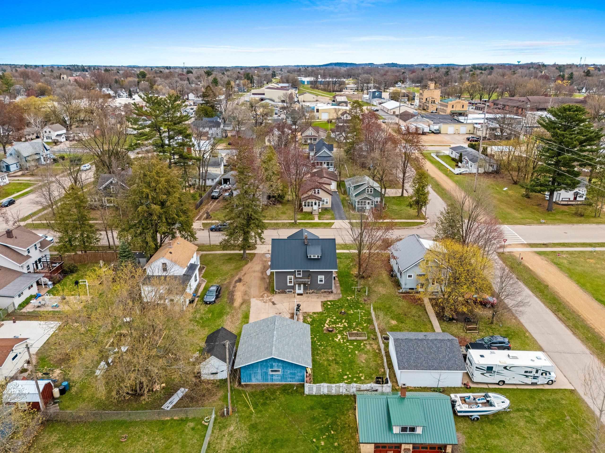 Shawano, Wisconsin 54166, United States, 3 Bedrooms Bedrooms, ,2 BathroomsBathrooms,Residential,Active,123379