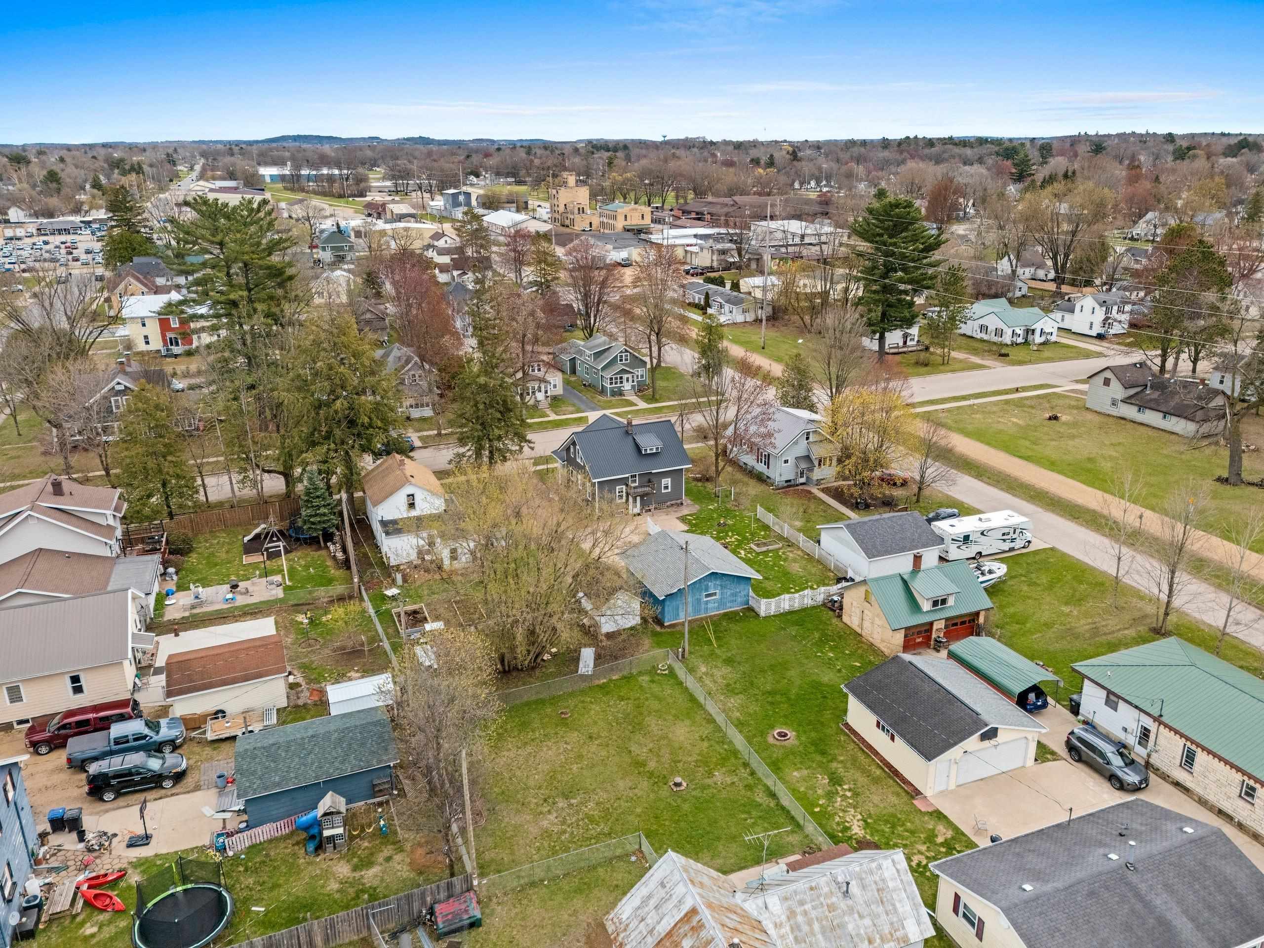 Shawano, Wisconsin 54166, United States, 3 Bedrooms Bedrooms, ,2 BathroomsBathrooms,Residential,Active,123379