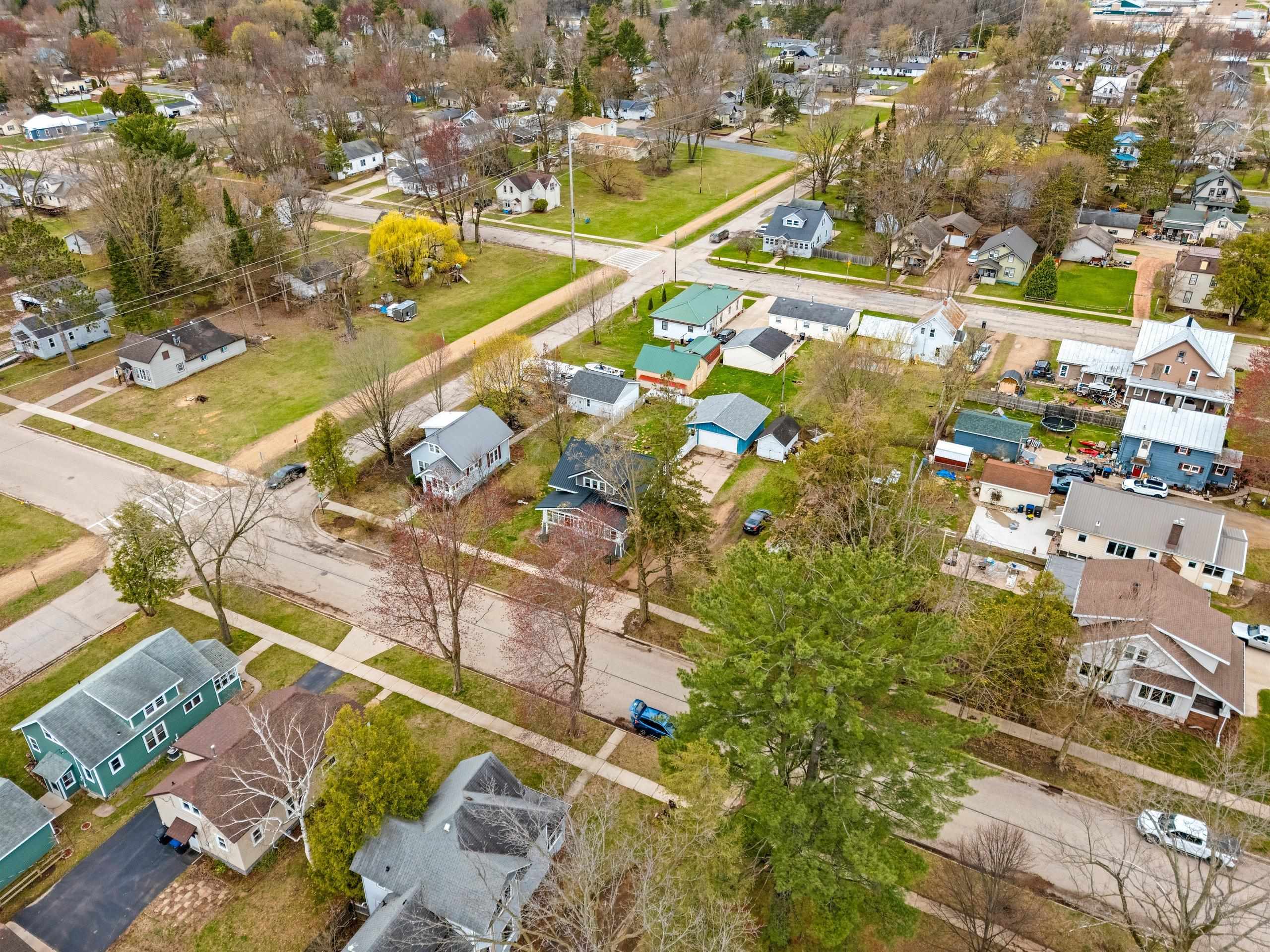 Shawano, Wisconsin 54166, United States, 3 Bedrooms Bedrooms, ,2 BathroomsBathrooms,Residential,Active,123379