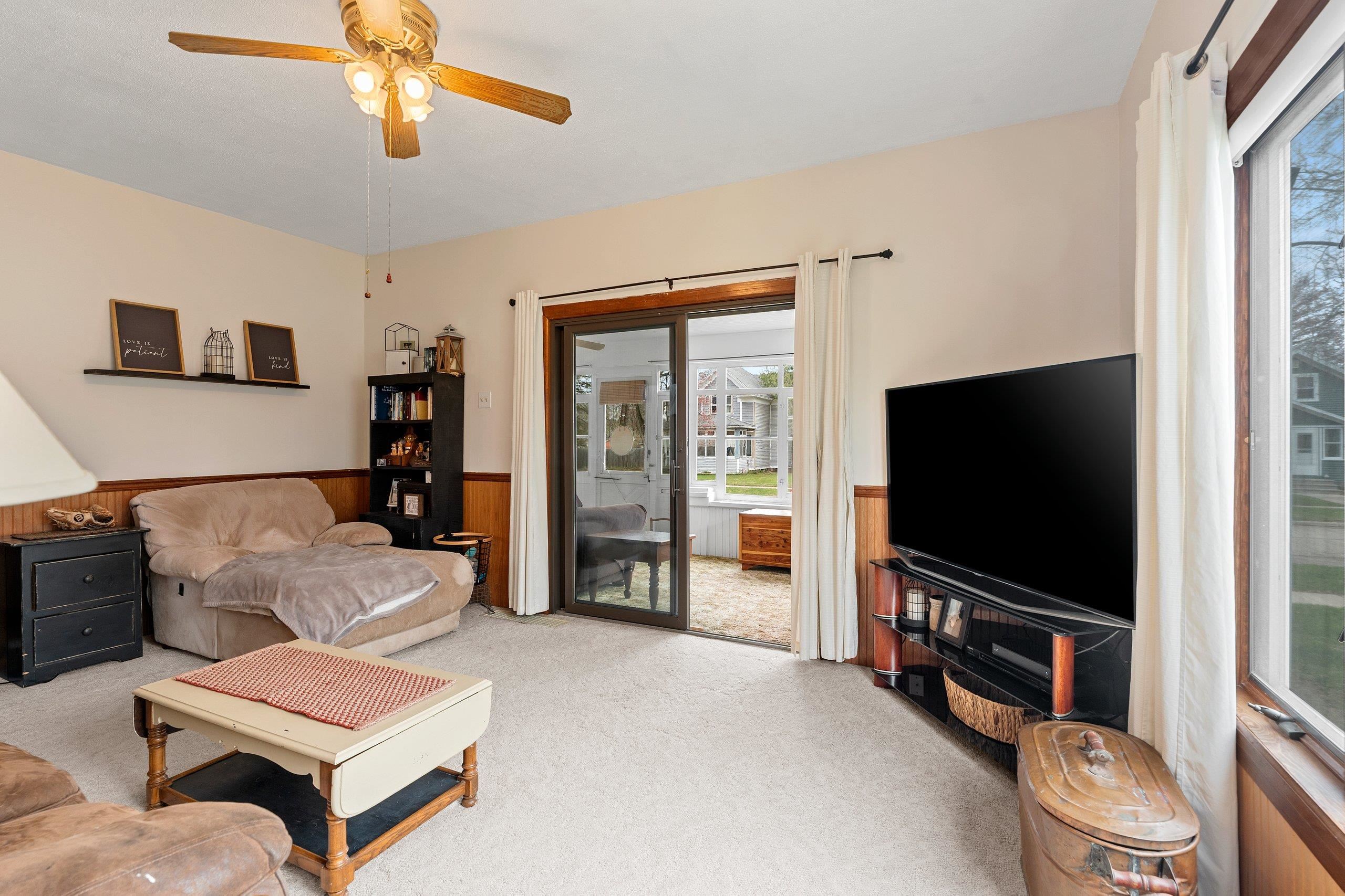 Shawano, Wisconsin 54166, United States, 3 Bedrooms Bedrooms, ,2 BathroomsBathrooms,Residential,Active,123379