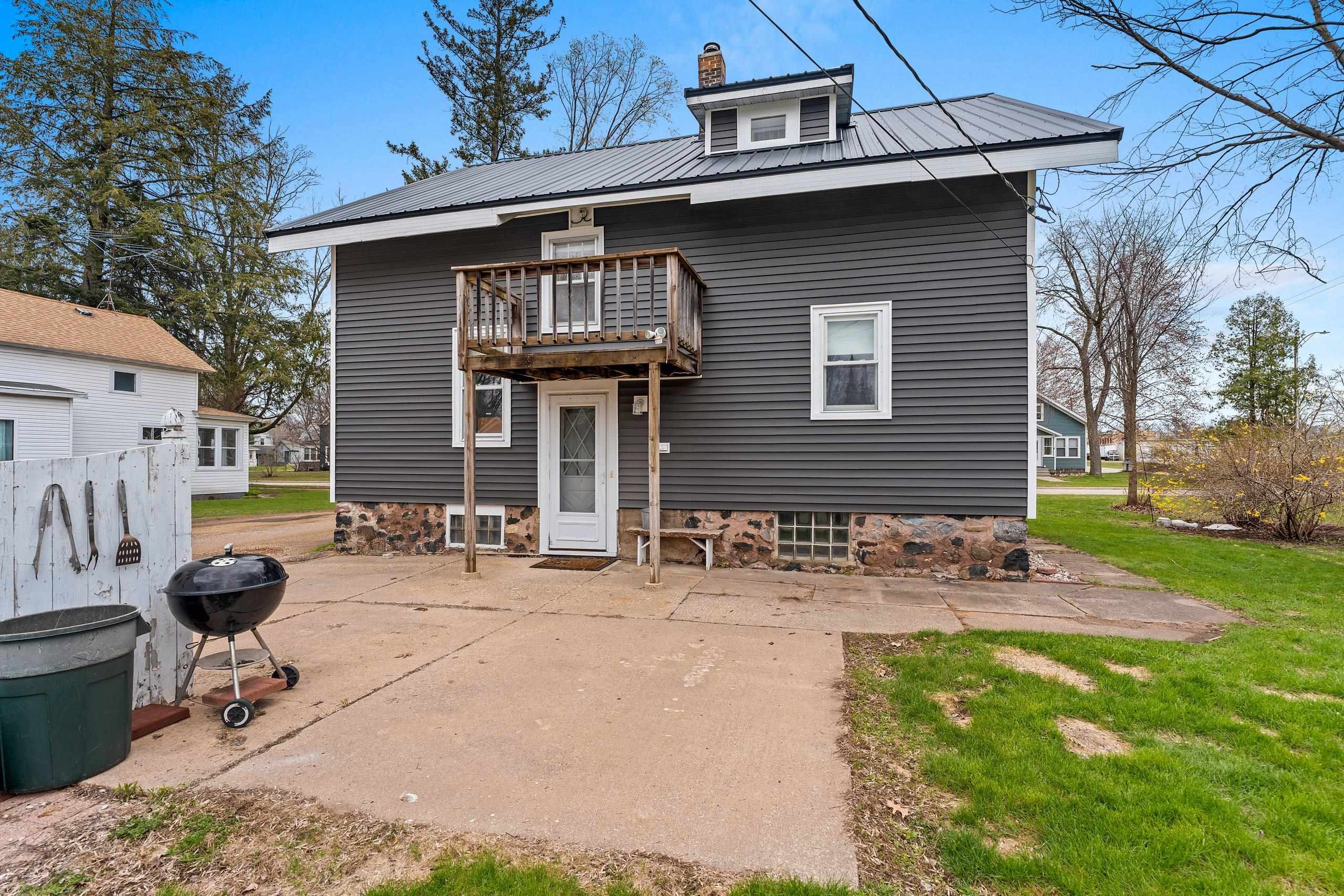 Shawano, Wisconsin 54166, United States, 3 Bedrooms Bedrooms, ,2 BathroomsBathrooms,Residential,Active,123379