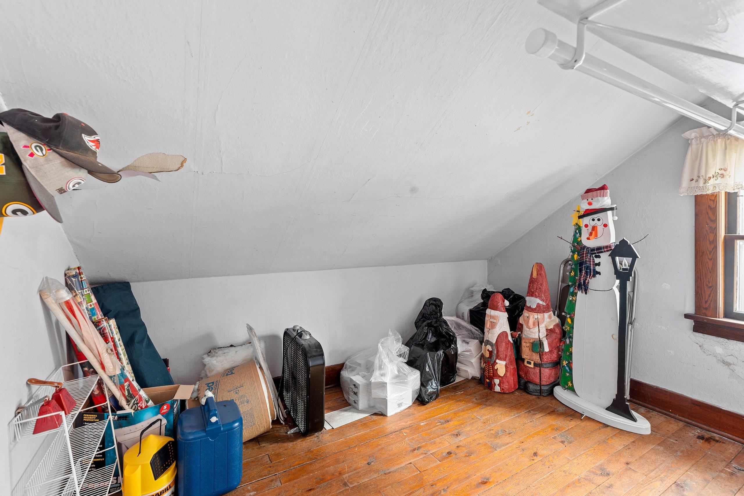 Shawano, Wisconsin 54166, United States, 3 Bedrooms Bedrooms, ,2 BathroomsBathrooms,Residential,Active,123379