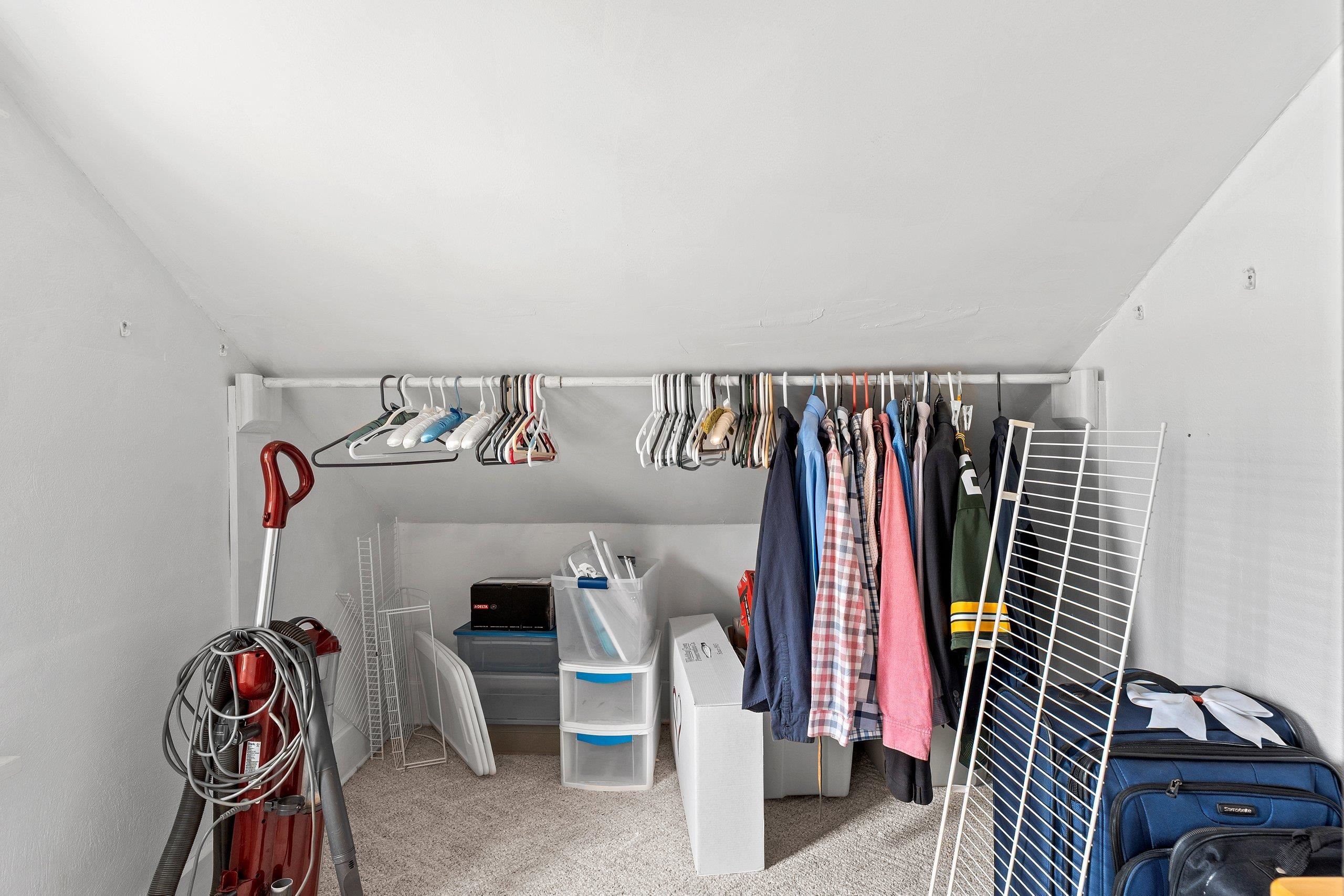 Shawano, Wisconsin 54166, United States, 3 Bedrooms Bedrooms, ,2 BathroomsBathrooms,Residential,Active,123379