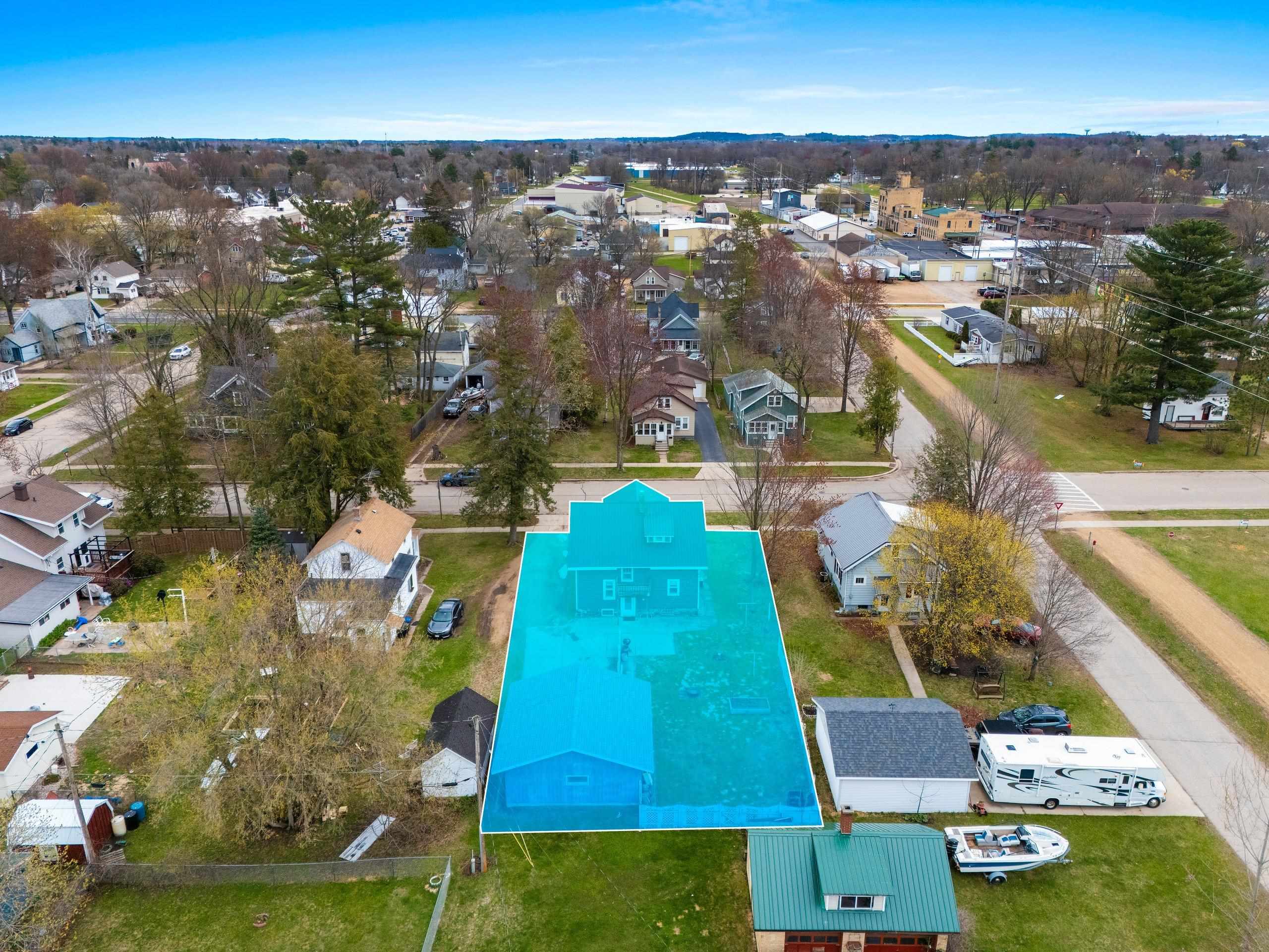 Shawano, Wisconsin 54166, United States, 3 Bedrooms Bedrooms, ,2 BathroomsBathrooms,Residential,Active,123379