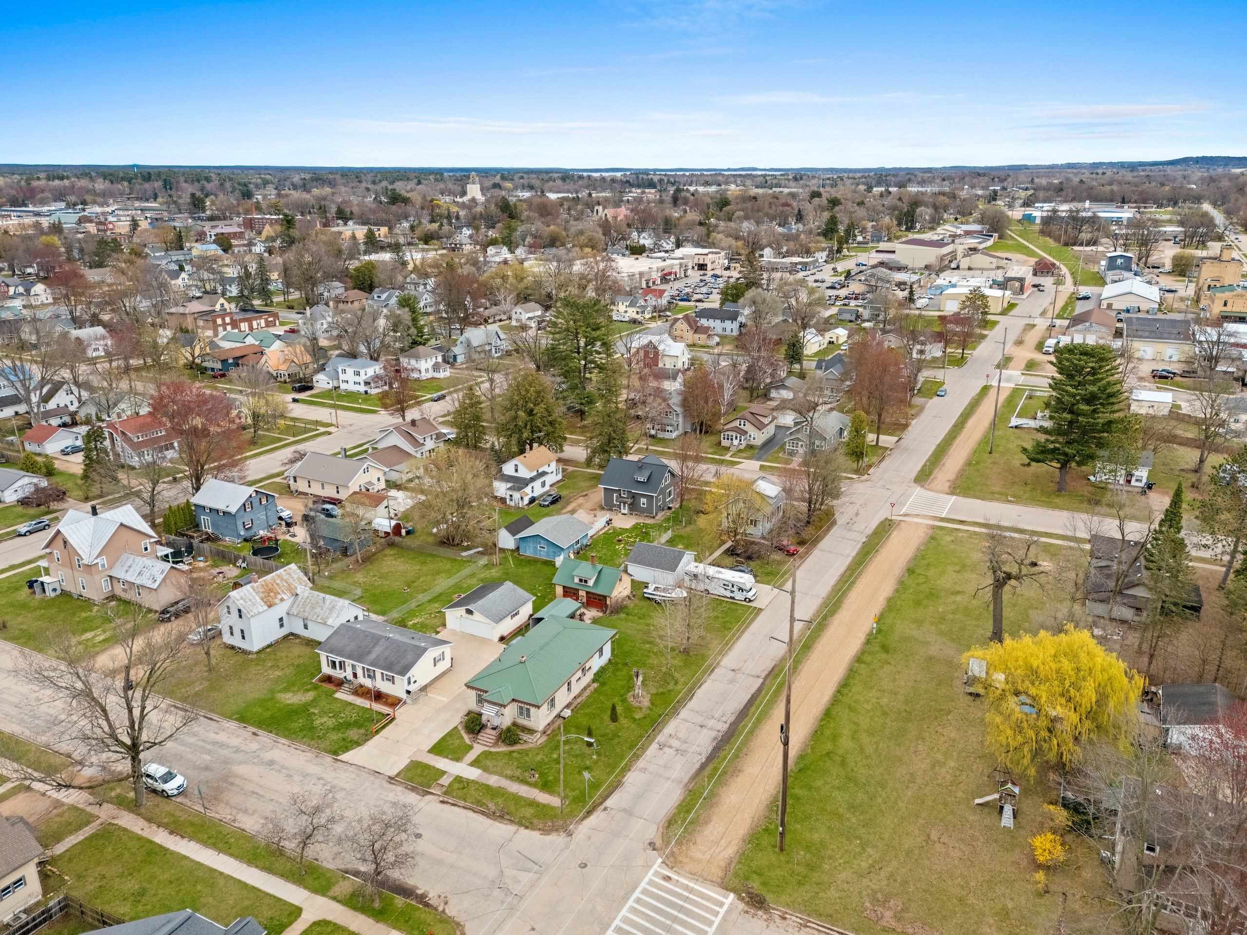 Shawano, Wisconsin 54166, United States, 3 Bedrooms Bedrooms, ,2 BathroomsBathrooms,Residential,Active,123379