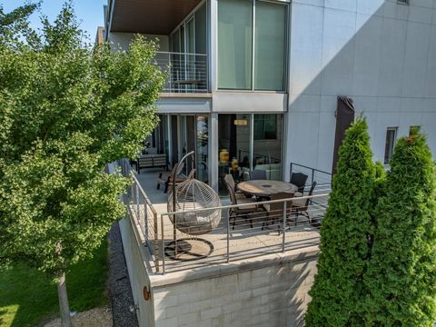 Photo of 101 CHERRY Street #201, GREEN BAY, WI 54301 (MLS # 50314851)