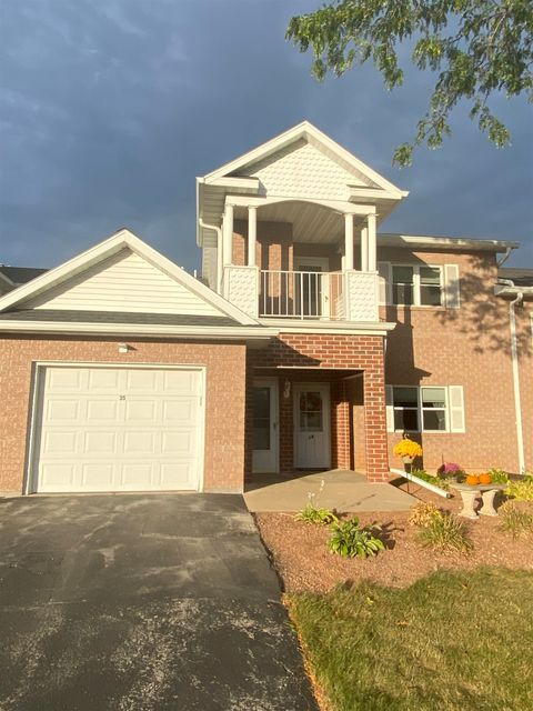 Photo of 1807 RIDGEWAY Drive #35, DE PERE, WI 54115 (MLS # 50316612)
