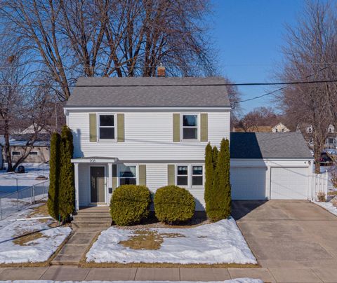 908 EIGHTH Street MENASHA WI 54952