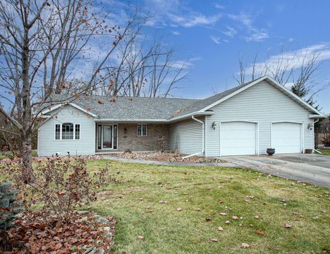 Photo of 3543 N WELLINGTON Drive, APPLETON, WI 54911 (MLS # 50318619)
