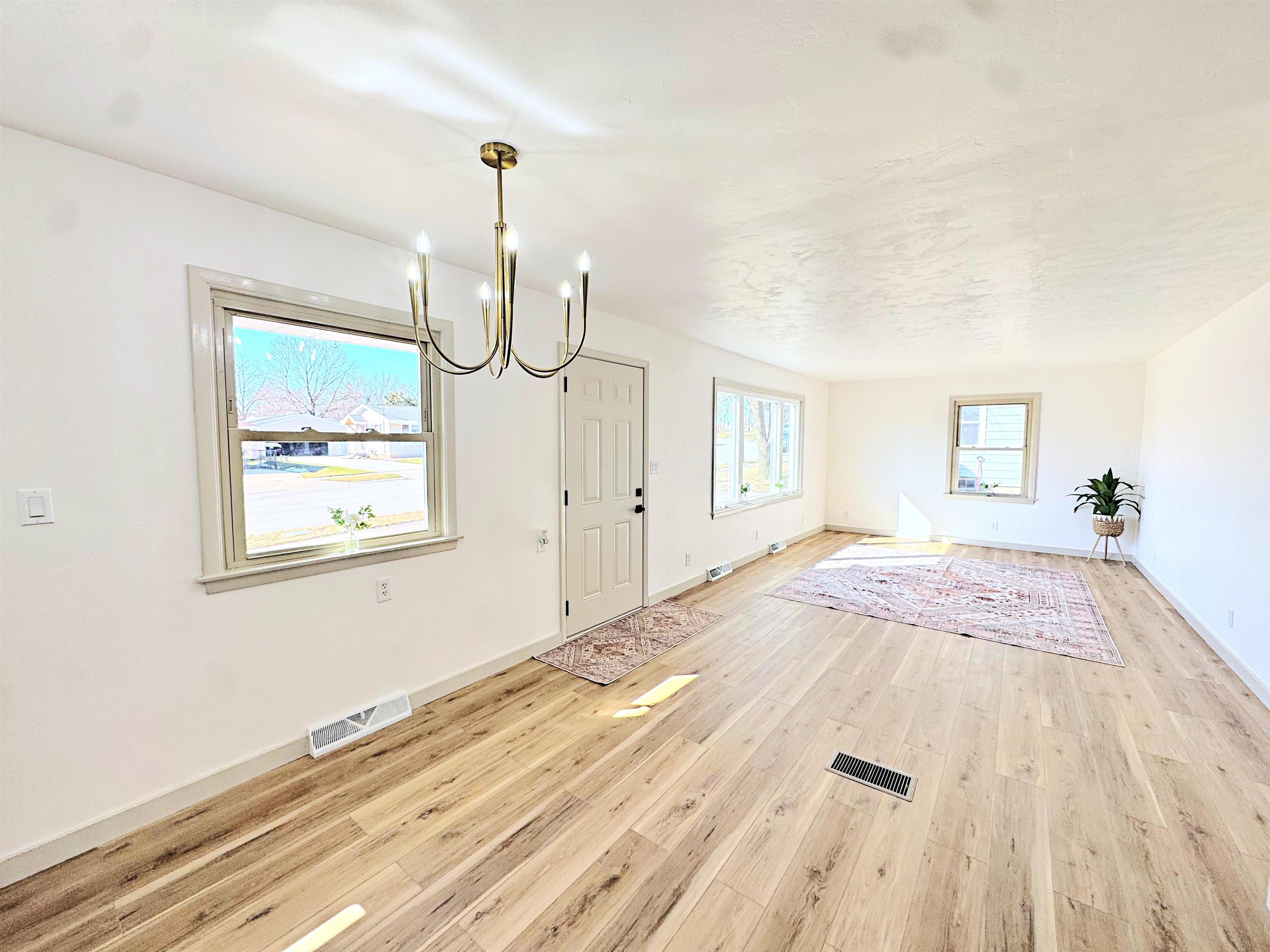 128 WASHINGTON Street