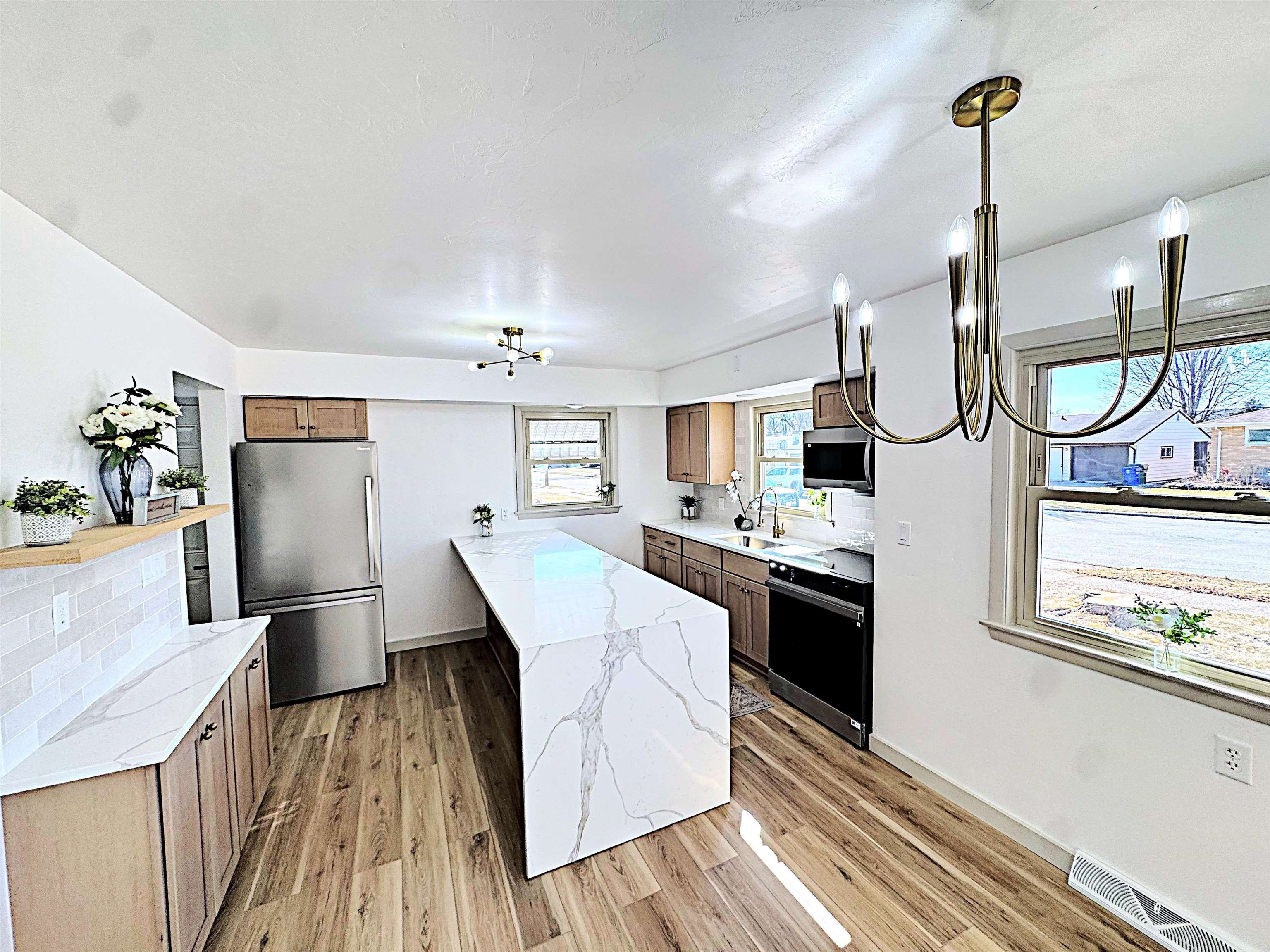 128 WASHINGTON Street