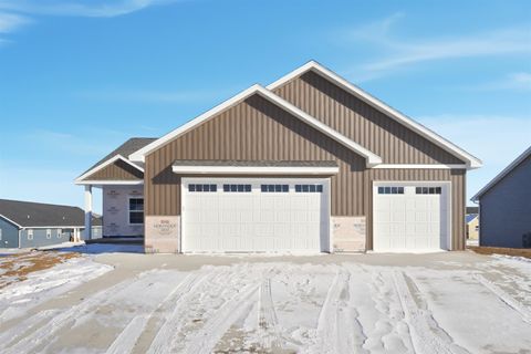 Photo of 8388 ST NORBERT Drive, NEENAH, WI 54956 (MLS # 50318455)