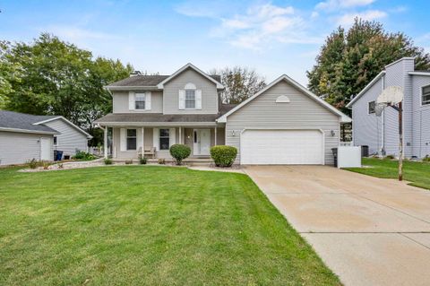 Photo of 752 LONGVIEW Avenue, GREEN BAY, WI 54301 (MLS # 50316034)