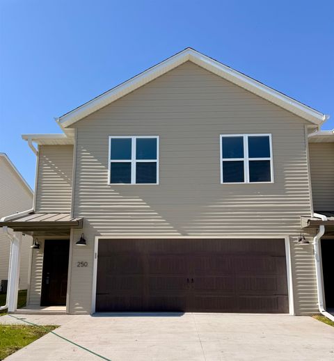 Photo of 250 N BELL Street, FOND DU LAC, WI 54935 (MLS # 50316152)
