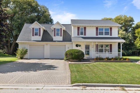 Photo of 517 DONNA Street, CHILTON, WI 53014 (MLS # 50332889)