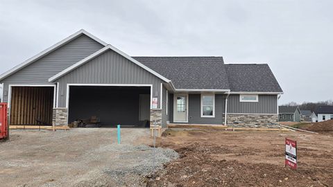 8367 MARLO Avenue NEENAH WI 54956