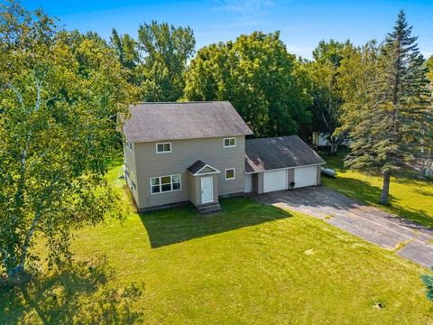 Photo of 4997 STATE HIGHWAY 22, LENA, WI 54139 (MLS # 50314840)