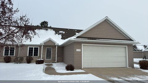 Photo of 1658 REMINGTON RIDGE Way, DE PERE, WI 54115 (MLS # 50315200)