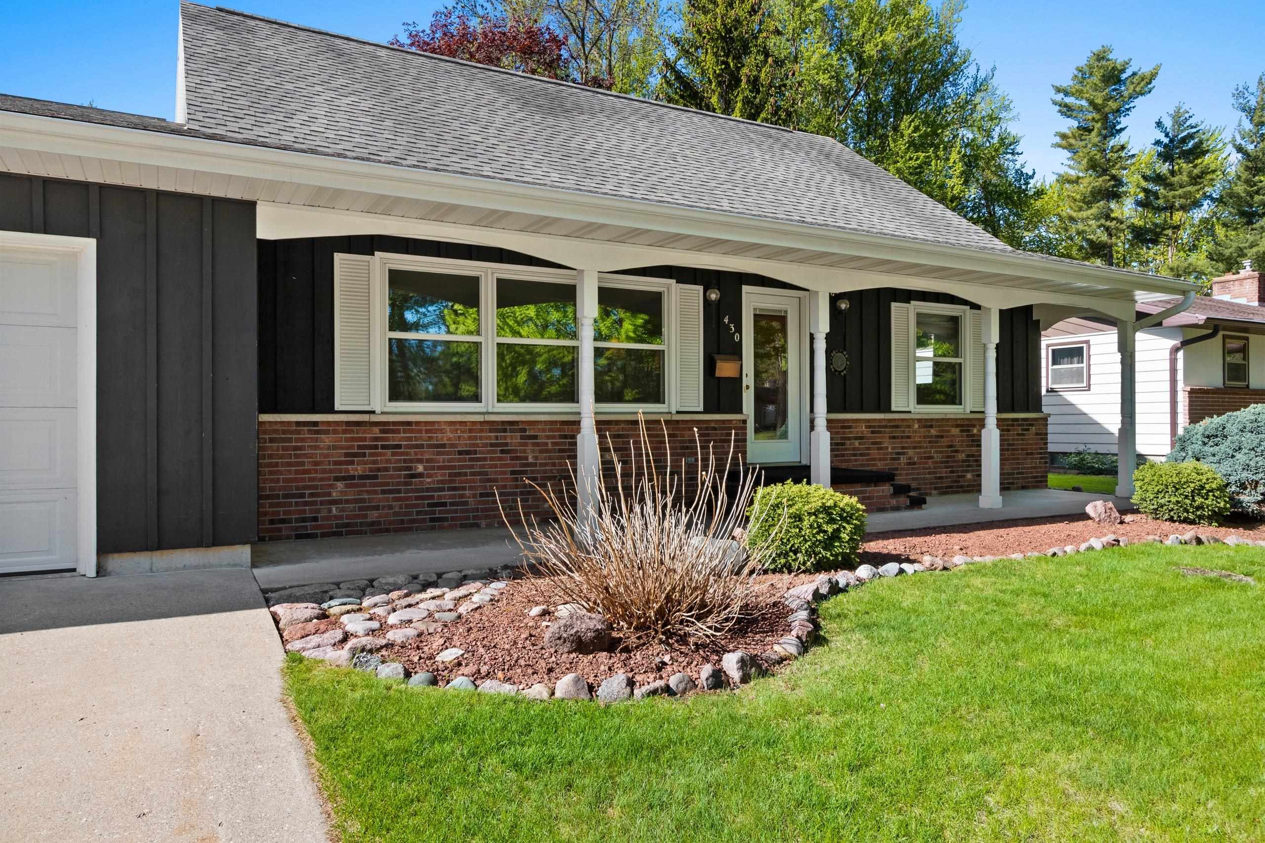 Shawano, Wisconsin 54166, United States, 3 Bedrooms Bedrooms, ,3 BathroomsBathrooms,Residential,Active,133556