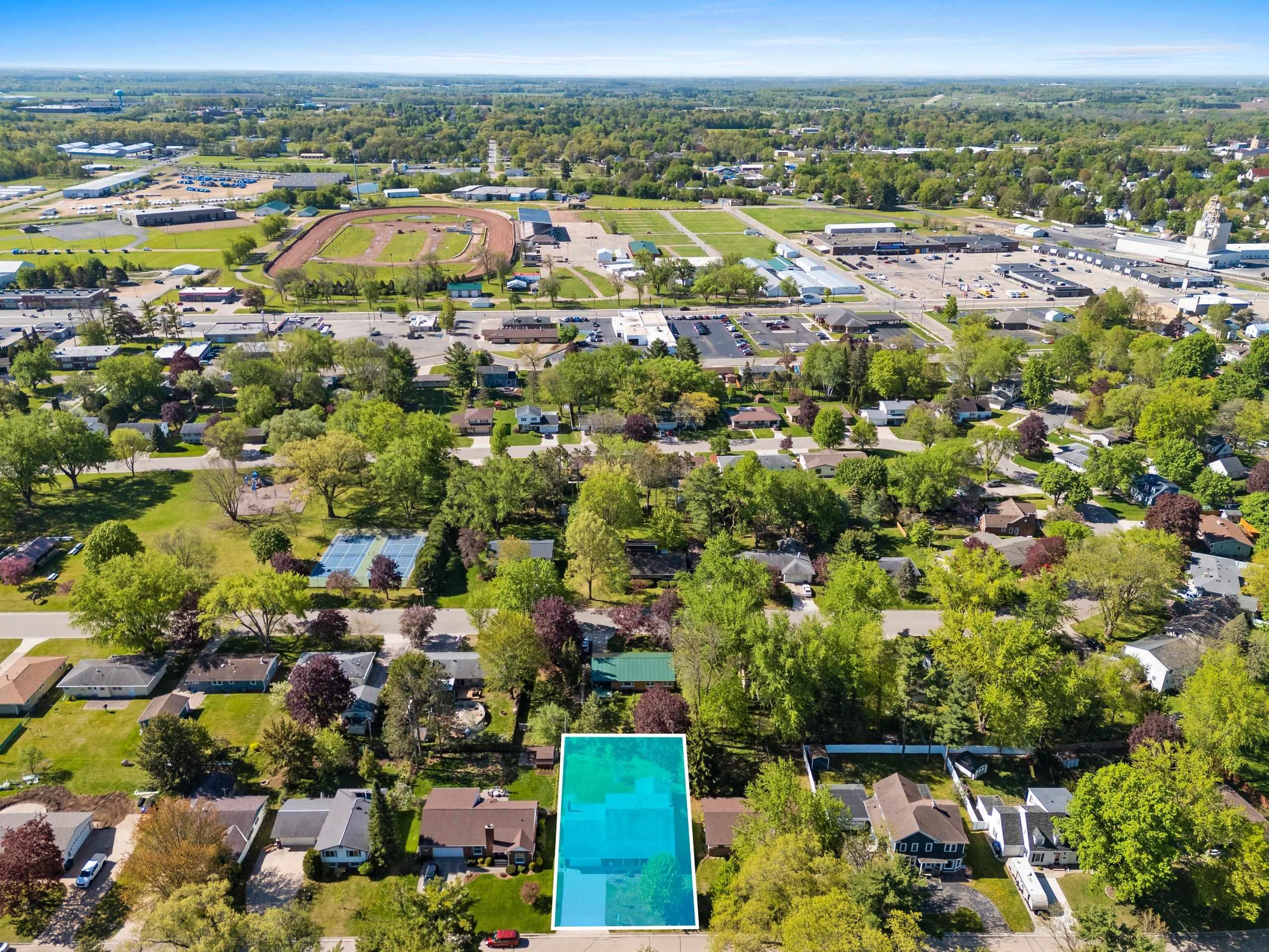 Shawano, Wisconsin 54166, United States, 3 Bedrooms Bedrooms, ,3 BathroomsBathrooms,Residential,Active,133556