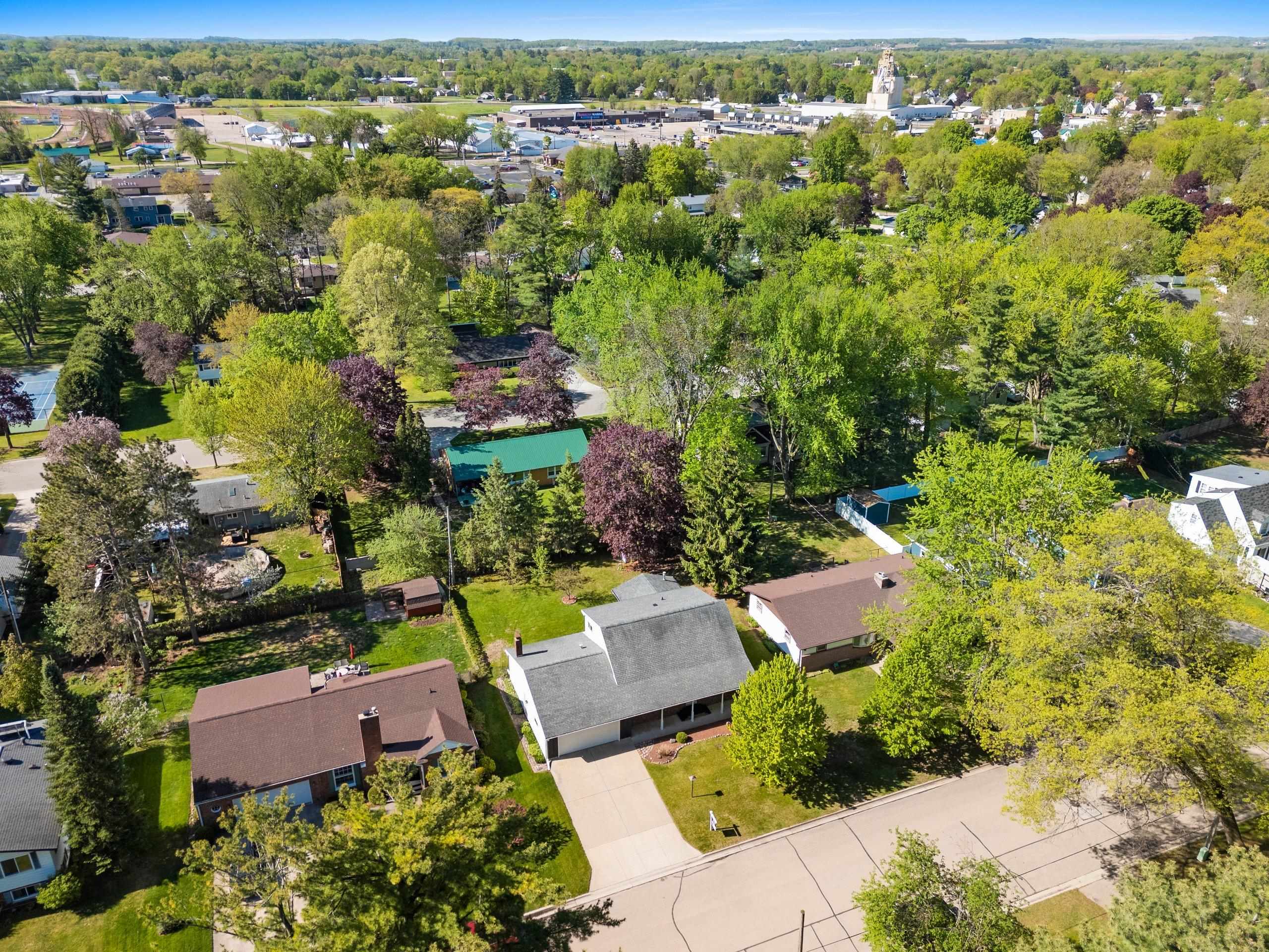 Shawano, Wisconsin 54166, United States, 3 Bedrooms Bedrooms, ,3 BathroomsBathrooms,Residential,Active,133556