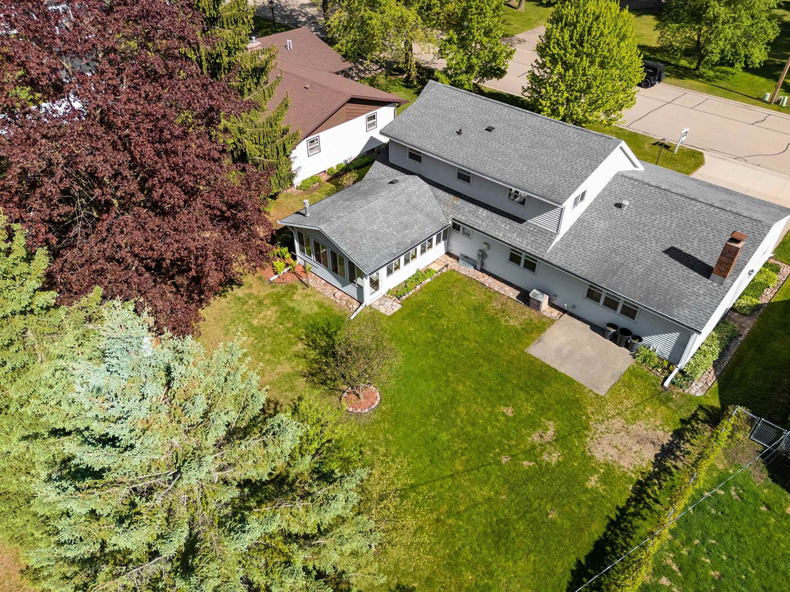 Shawano, Wisconsin 54166, United States, 3 Bedrooms Bedrooms, ,3 BathroomsBathrooms,Residential,Active,133556