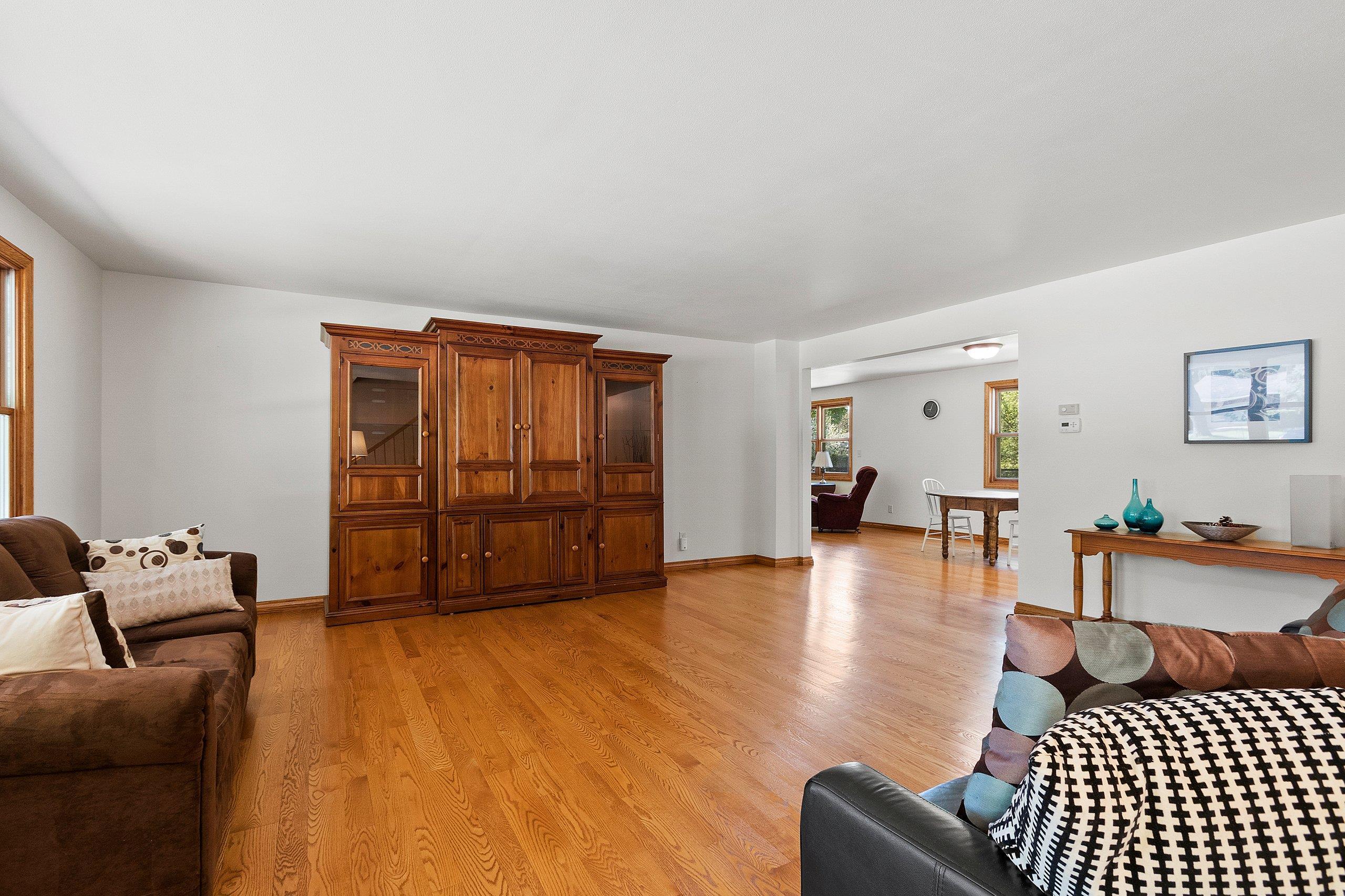 Shawano, Wisconsin 54166, United States, 3 Bedrooms Bedrooms, ,3 BathroomsBathrooms,Residential,Active,133556