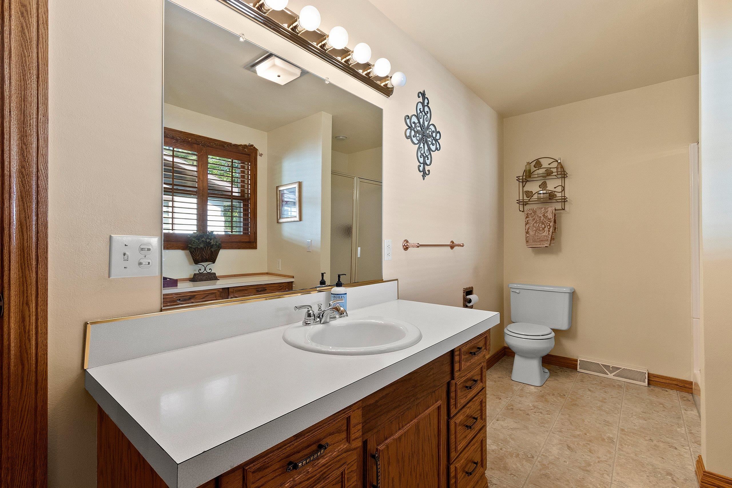 Shawano, Wisconsin 54166, United States, 3 Bedrooms Bedrooms, ,3 BathroomsBathrooms,Residential,Active,133556