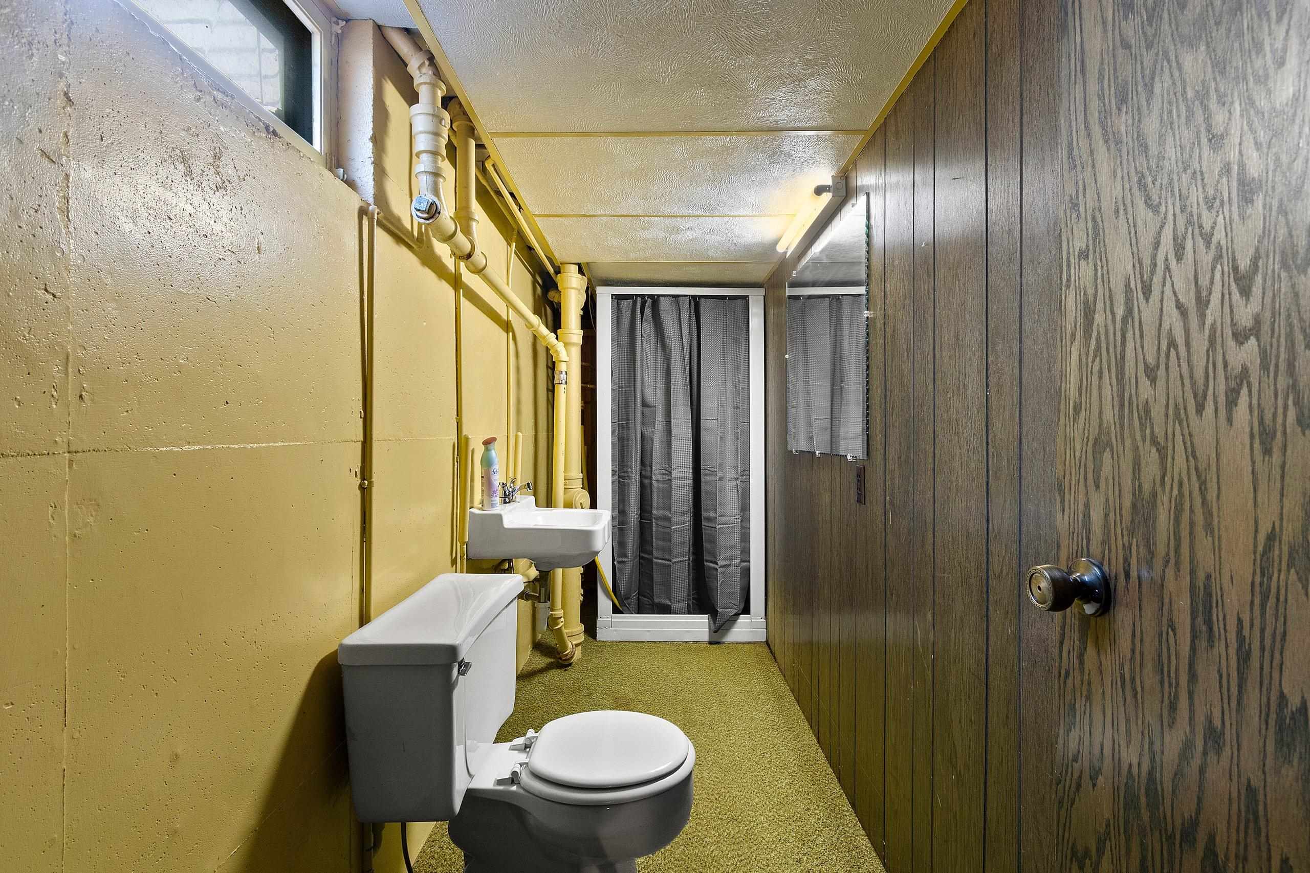 Shawano, Wisconsin 54166, United States, 3 Bedrooms Bedrooms, ,3 BathroomsBathrooms,Residential,Active,133556