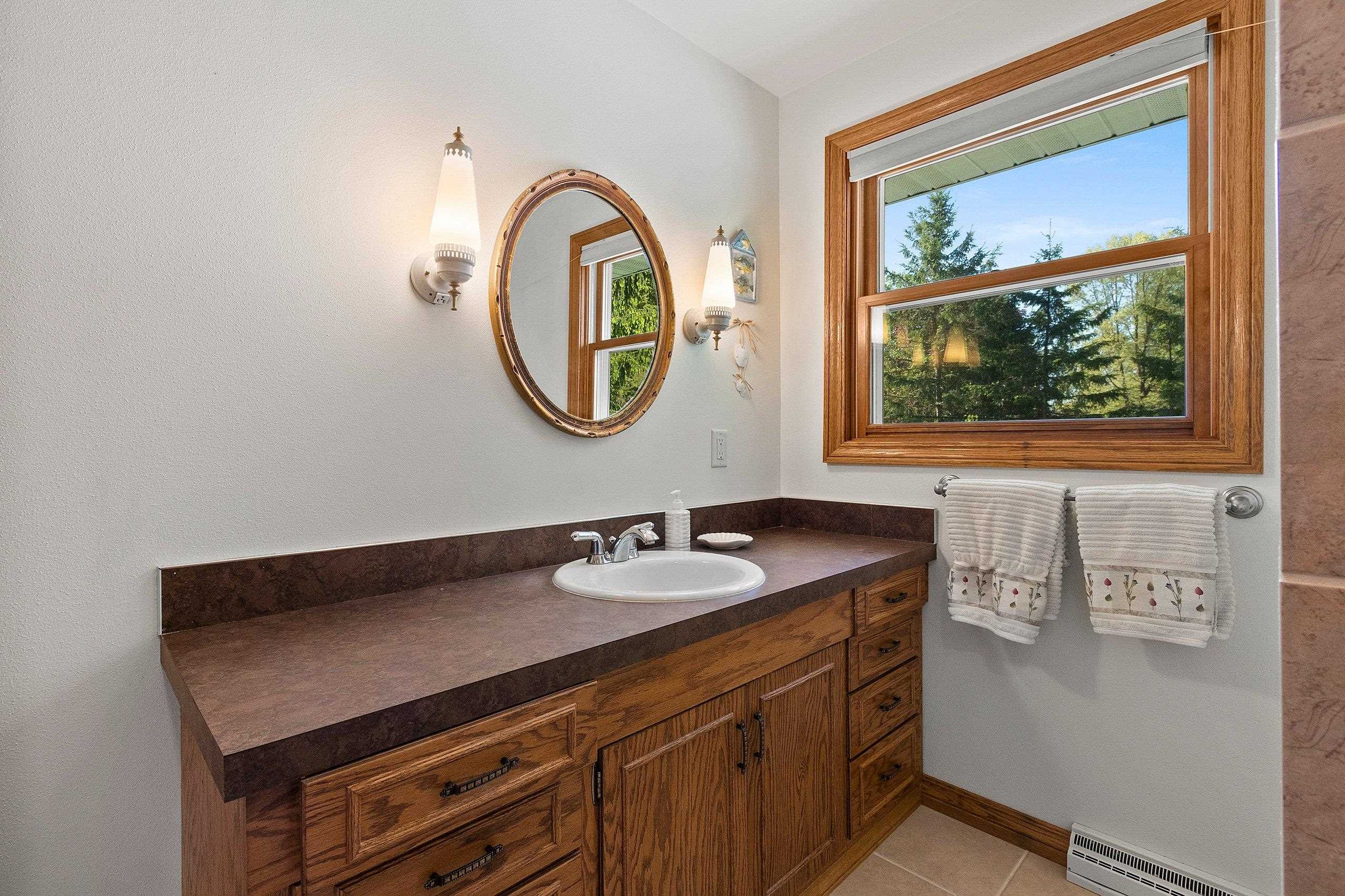 Shawano, Wisconsin 54166, United States, 3 Bedrooms Bedrooms, ,3 BathroomsBathrooms,Residential,Active,133556