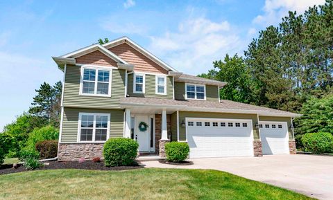 Photo of W7574 CROSS COUNTRY Lane, HORTONVILLE, WI 54944 (MLS # 50327274)
