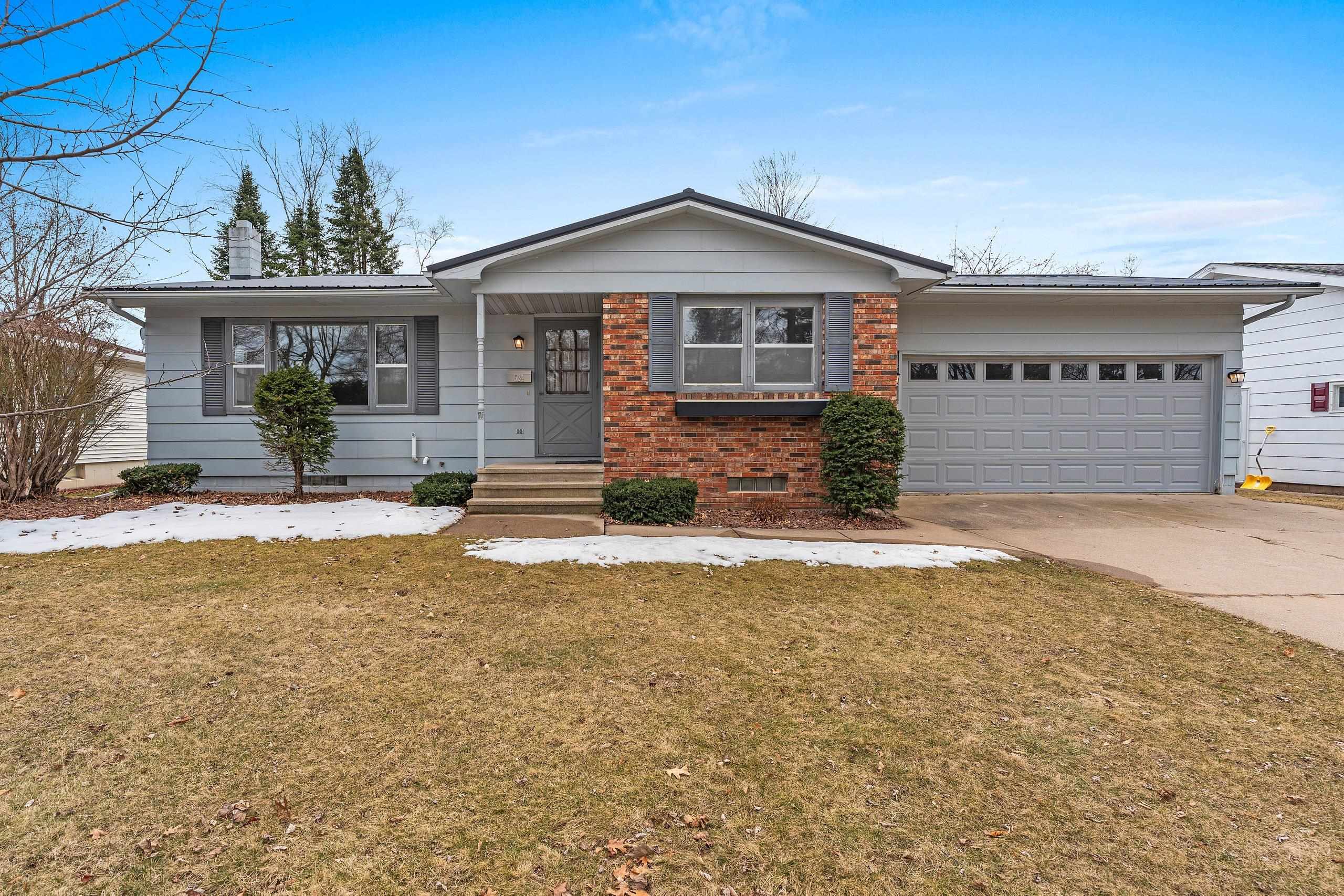 Shawano, Wisconsin 54166, United States, 3 Bedrooms Bedrooms, ,2 BathroomsBathrooms,Residential,Pending,102538 Shawano, Wisconsin 54166, United States, 3 Bedrooms Bedrooms, ,2 BathroomsBathrooms,Residential,Pending,102538