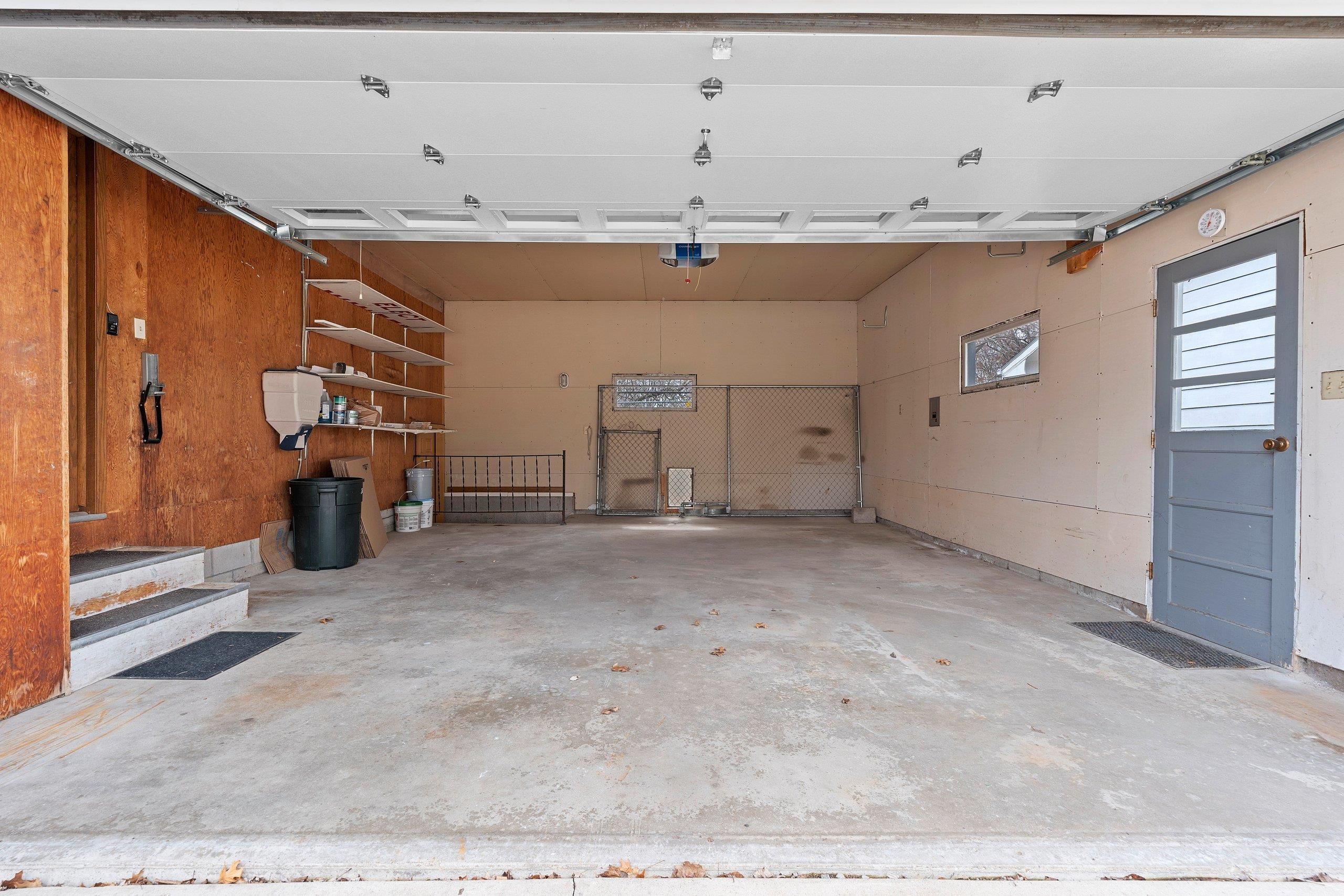 Shawano, Wisconsin 54166, United States, 3 Bedrooms Bedrooms, ,2 BathroomsBathrooms,Residential,Pending,102538