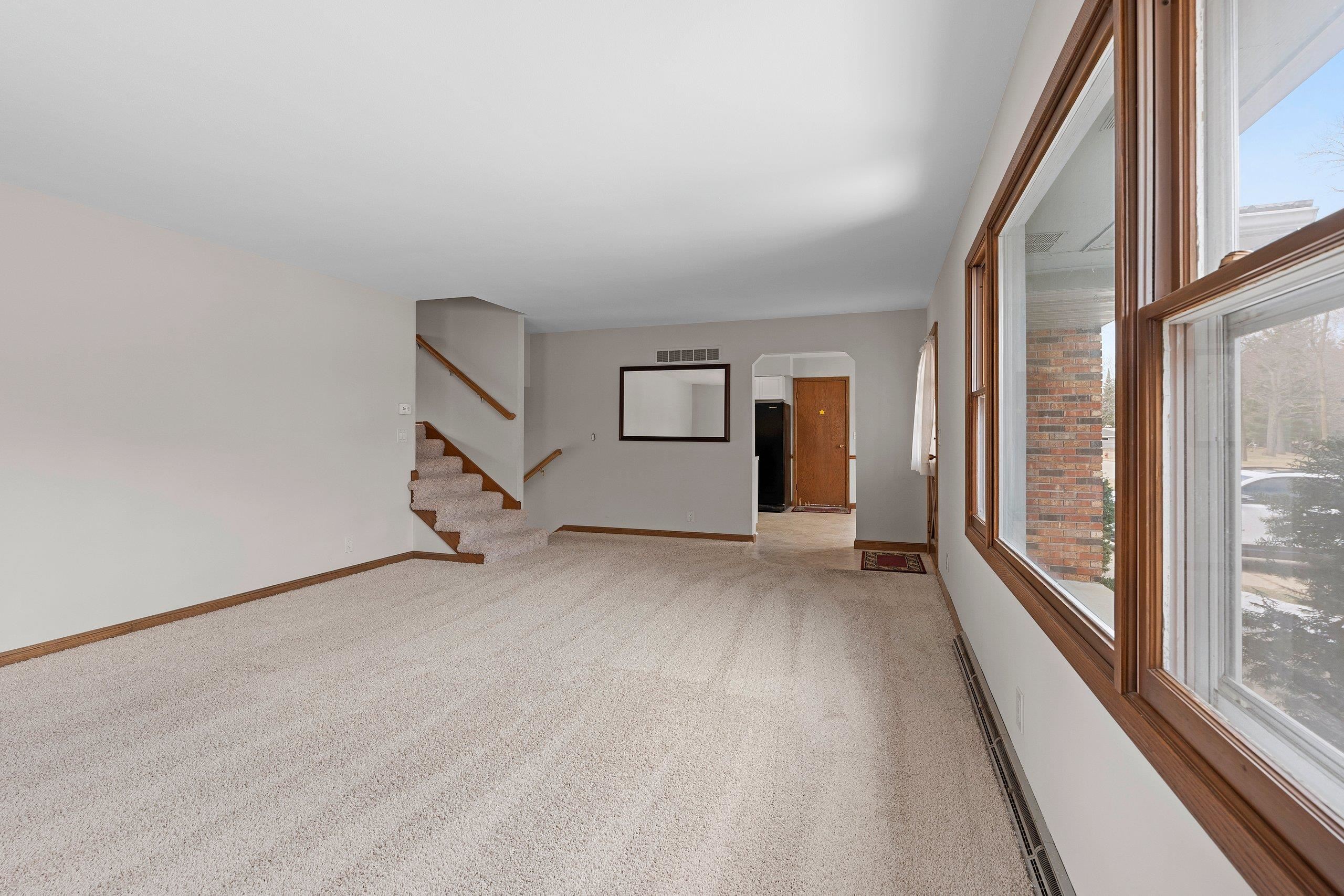 Shawano, Wisconsin 54166, United States, 3 Bedrooms Bedrooms, ,2 BathroomsBathrooms,Residential,Pending,102538