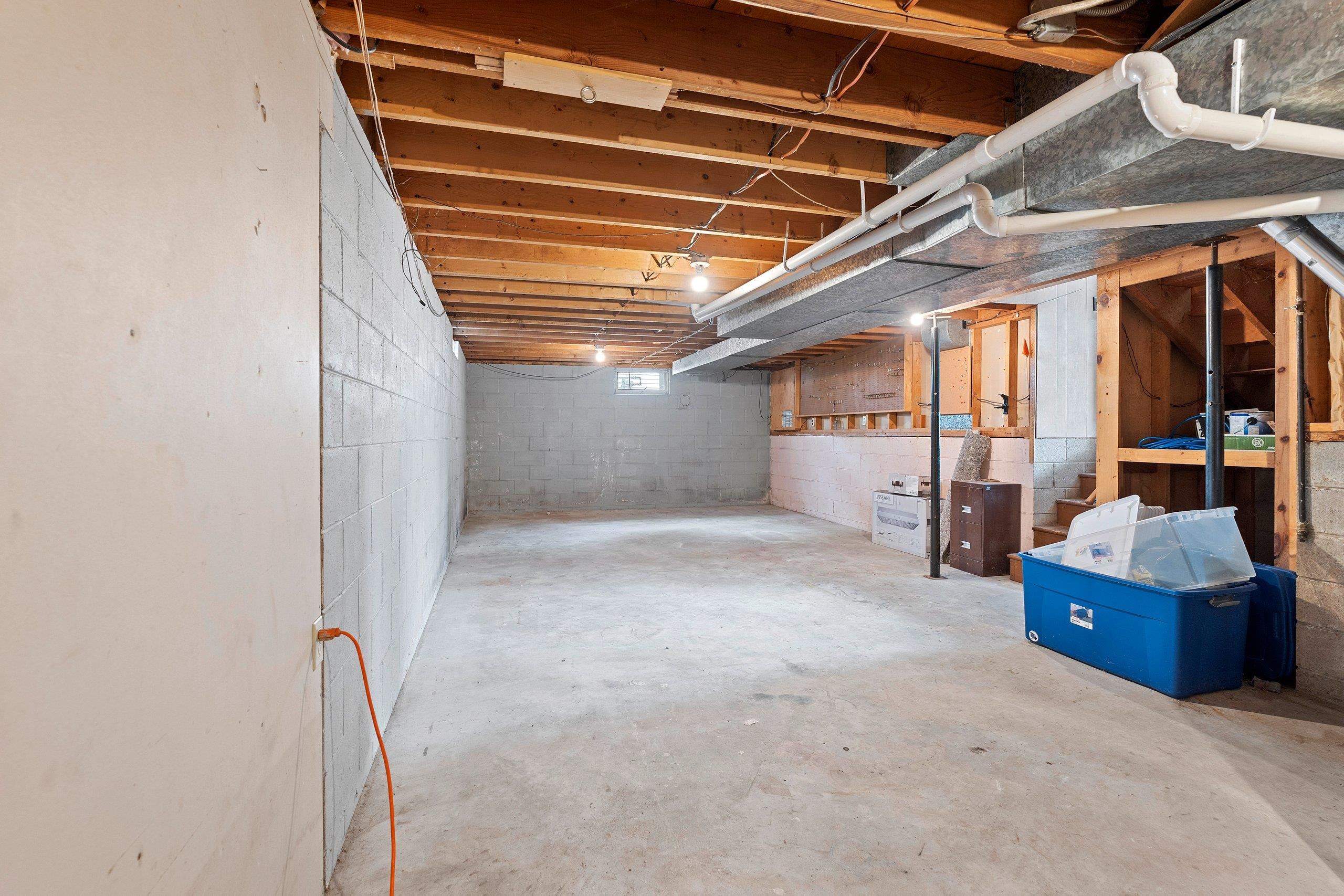 Shawano, Wisconsin 54166, United States, 3 Bedrooms Bedrooms, ,2 BathroomsBathrooms,Residential,Pending,102538