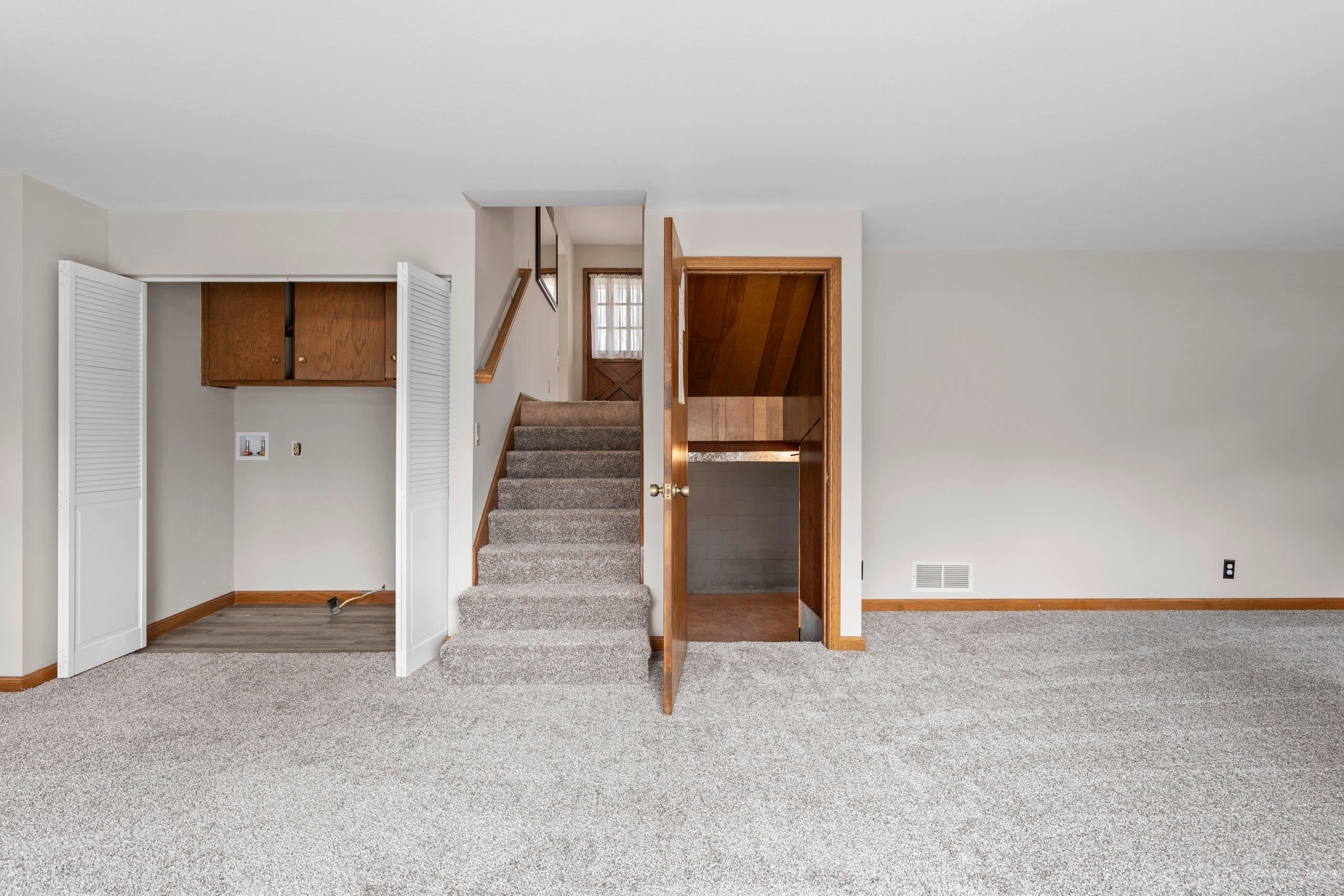 Shawano, Wisconsin 54166, United States, 3 Bedrooms Bedrooms, ,2 BathroomsBathrooms,Residential,Pending,102538