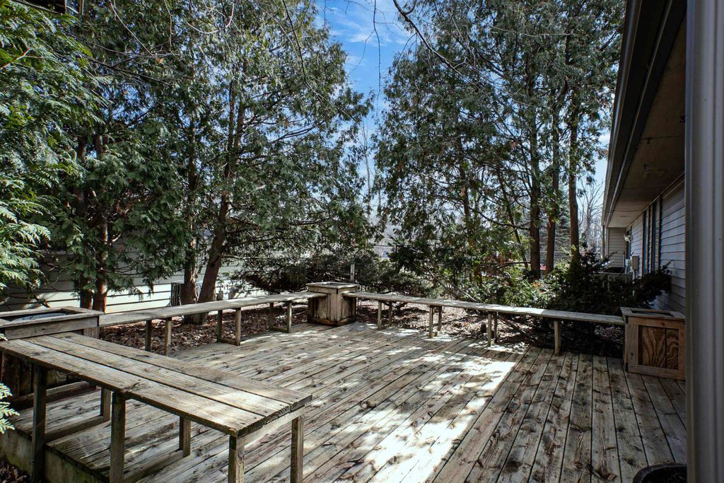 Photo of 2916 N RANKIN Street, APPLETON, WI 54911 (MLS # 50322052)