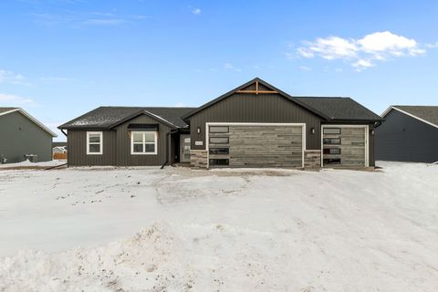 Photo of W5626 TONYS Way, APPLETON, WI 54915 (MLS # 50319480)