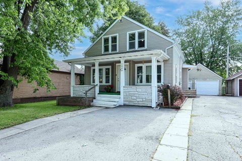 Photo of 1000 LAWE Street, KAUKAUNA, WI 54130 (MLS # 50333058)