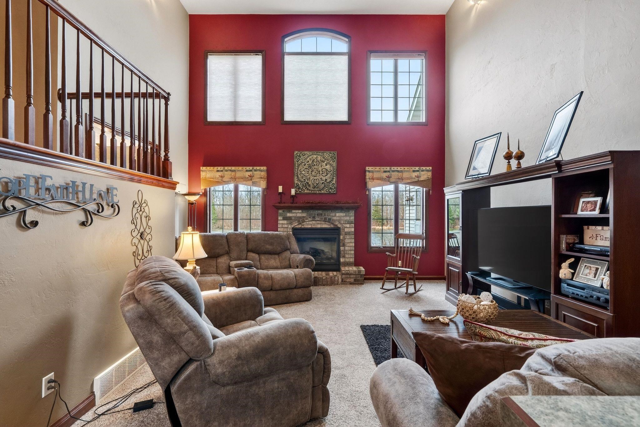 3025 WHITE BIRCH Street