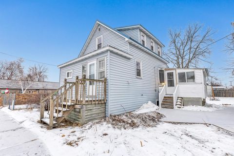 Photo of 403 SCHERER Avenue, OCONTO, WI 54153 (MLS # 50319398)